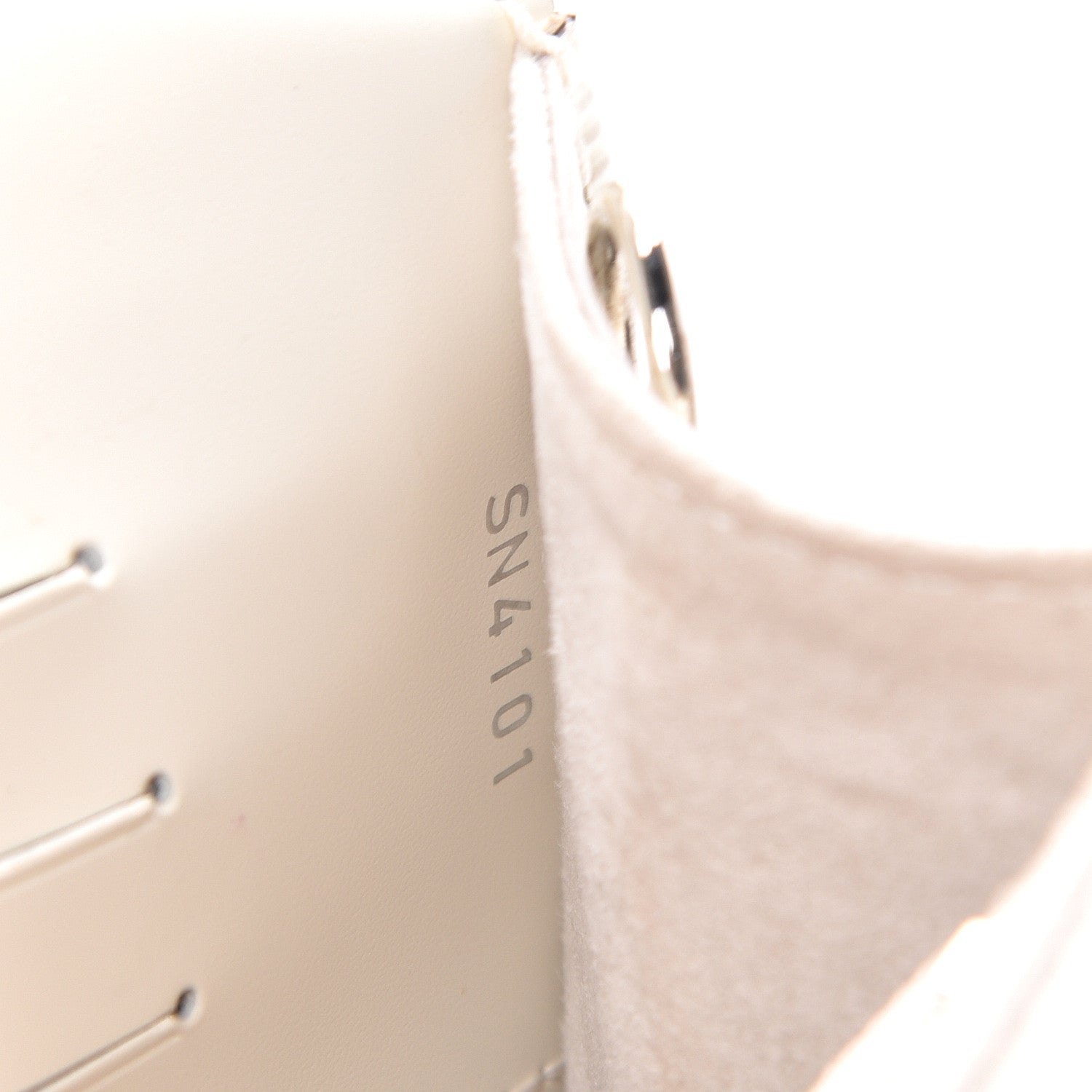 Louis Vuitton Epi Sevigne Clutch Ivory 6 of 12