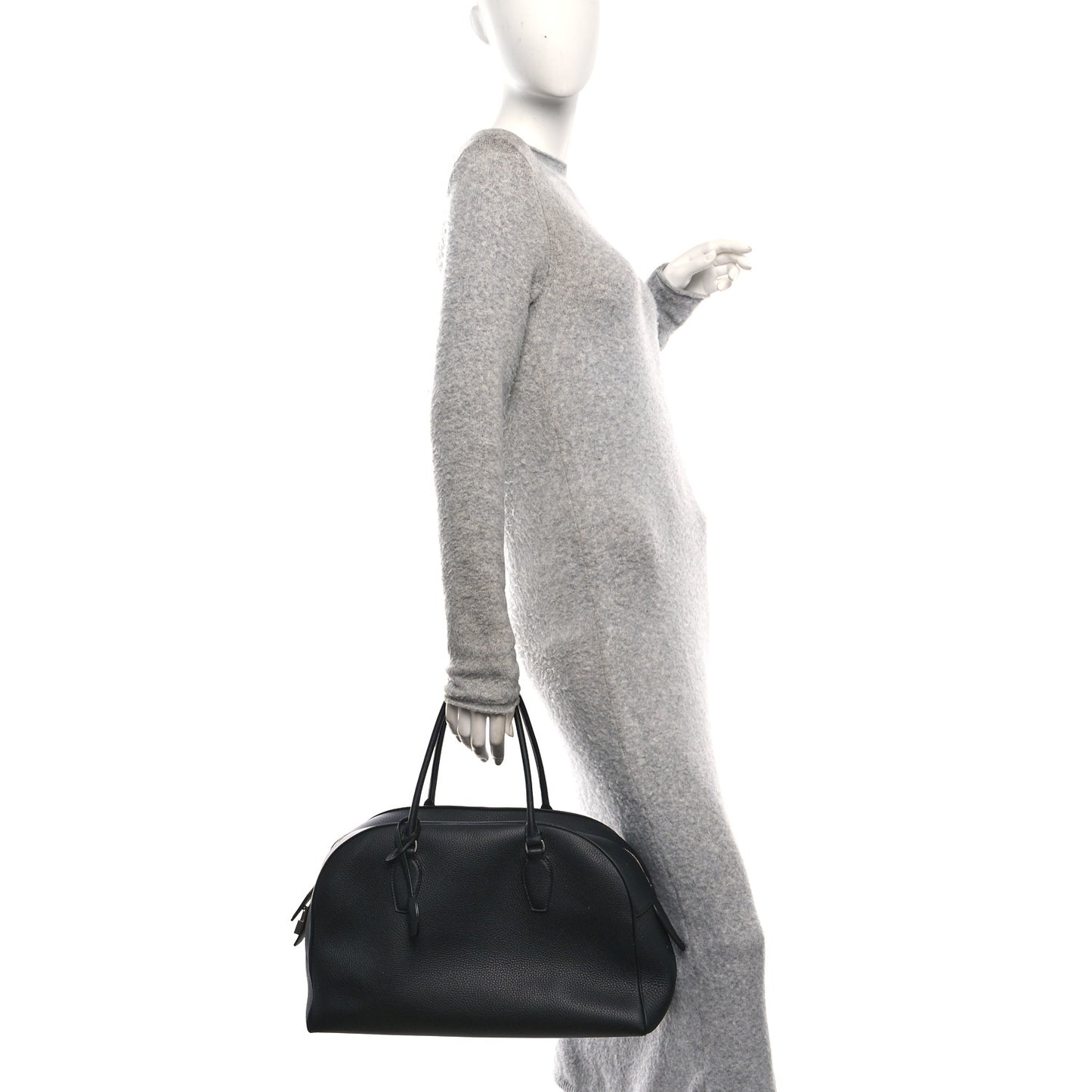 Matte Grained Calfskin India 15.75 Black
