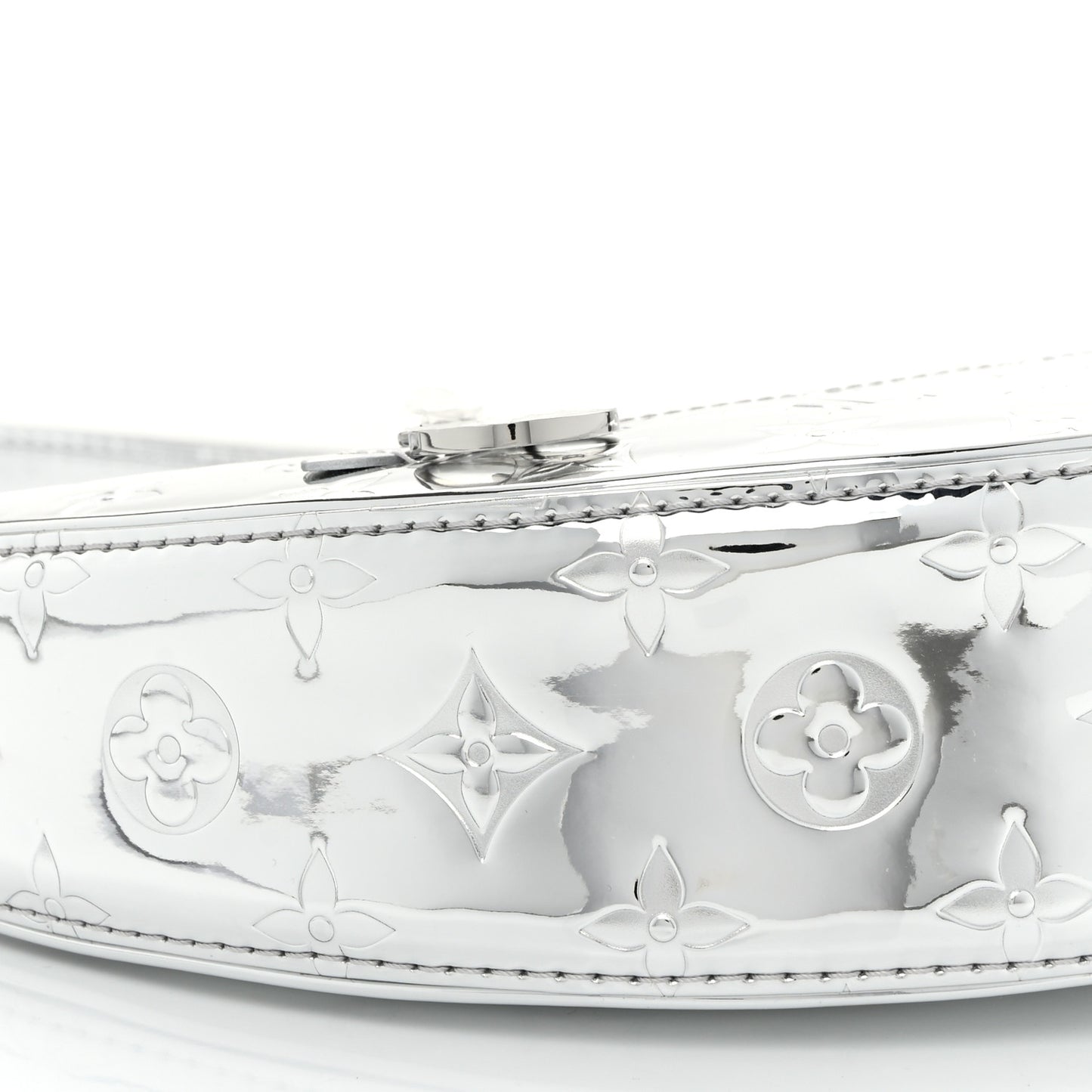 Monogram Miroir Loop PM Silver
