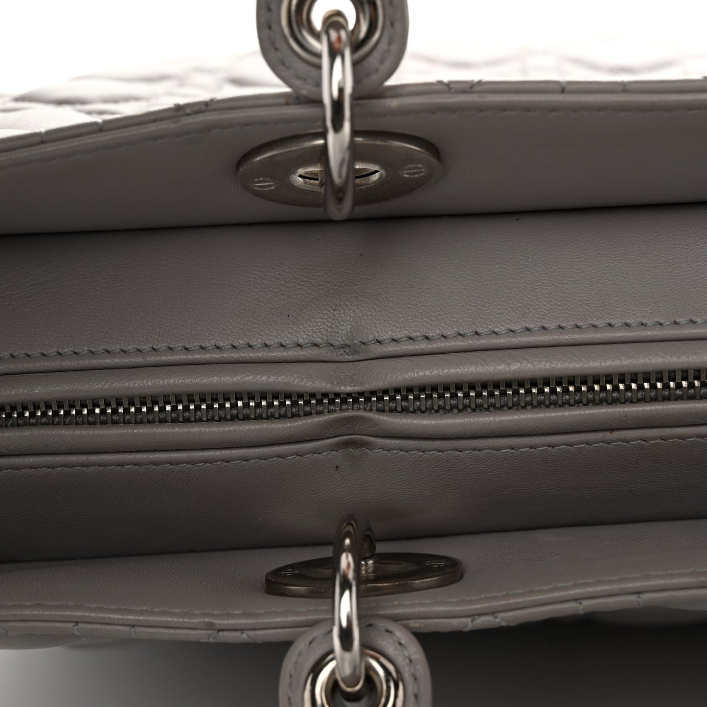 Lambskin Cannage XL Lady Dior Light Grey