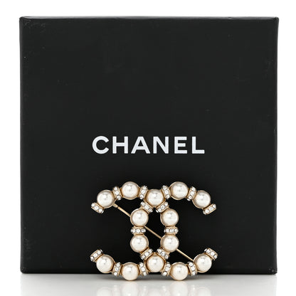 Chanel Pearl Crystal Nefertiti CC Brooch Gold 5 of 5