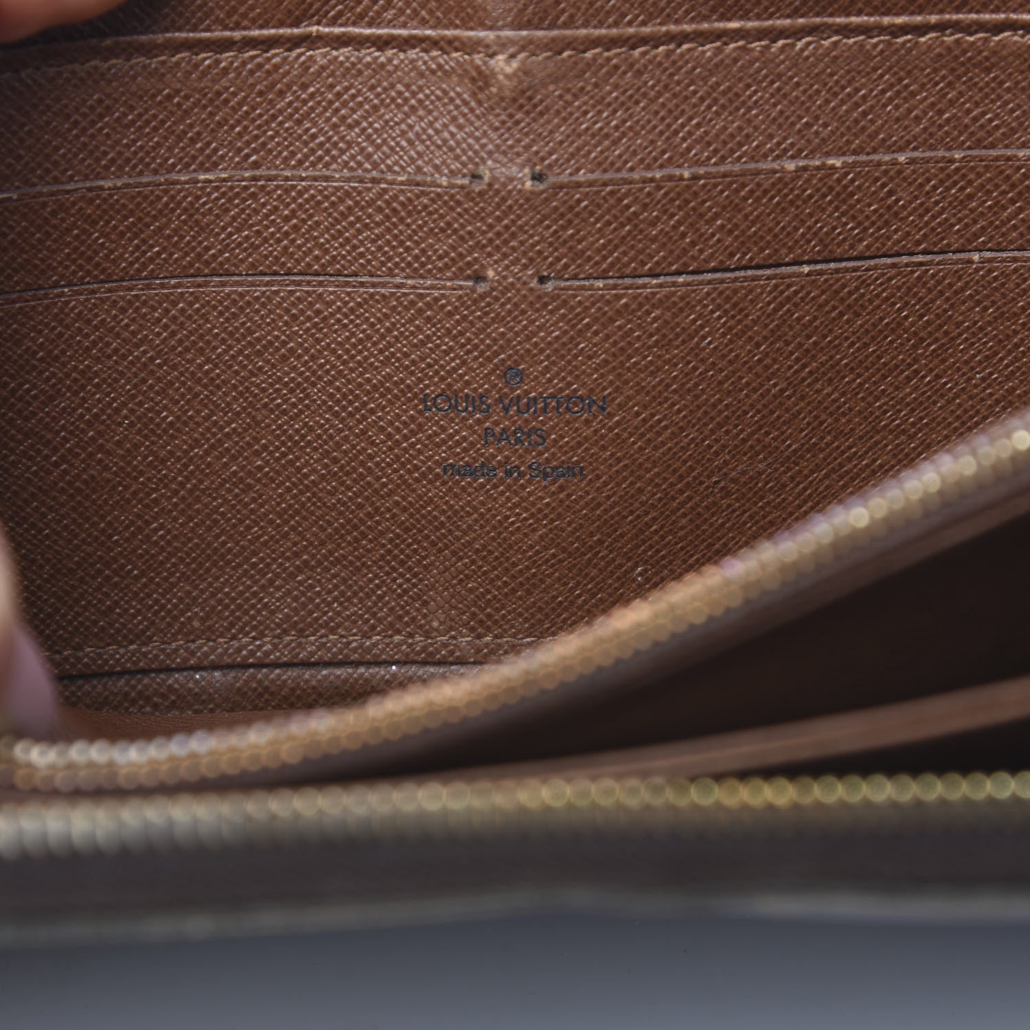 Louis Vuitton Monogram Zippy Wallet 10 of 12