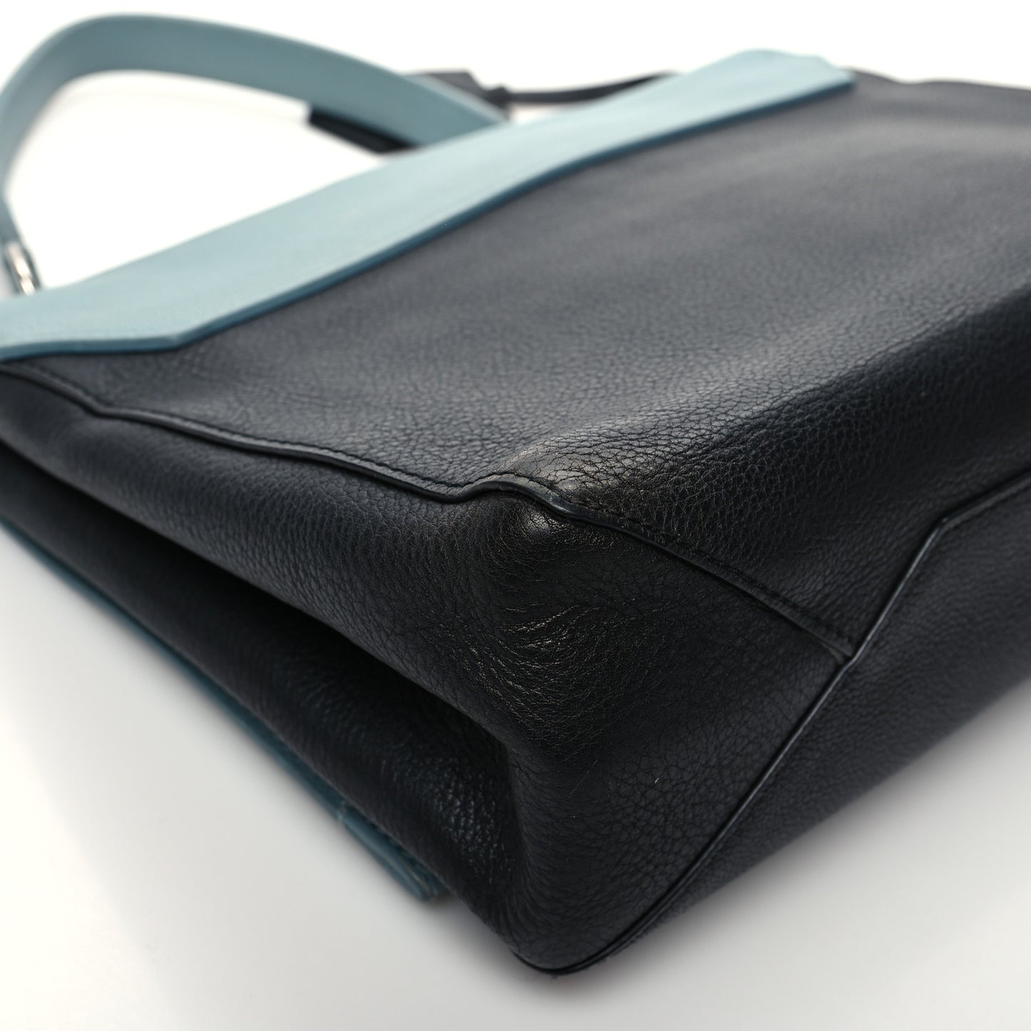 Soft Calfskin Lockme II Top Handle Sky