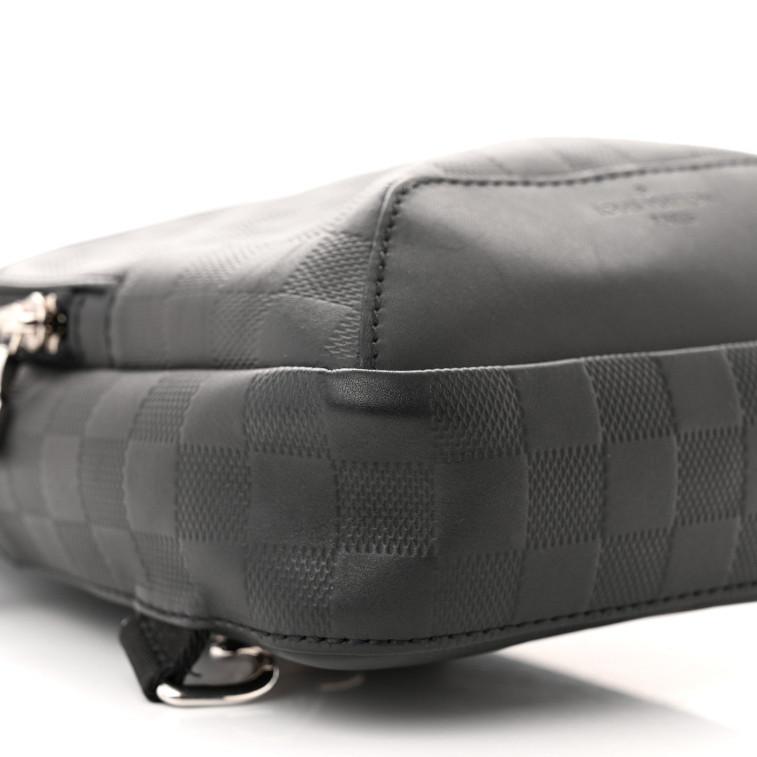 Louis Vuitton Damier Infini Avenue Sling Bag Onyx 8 of 11
