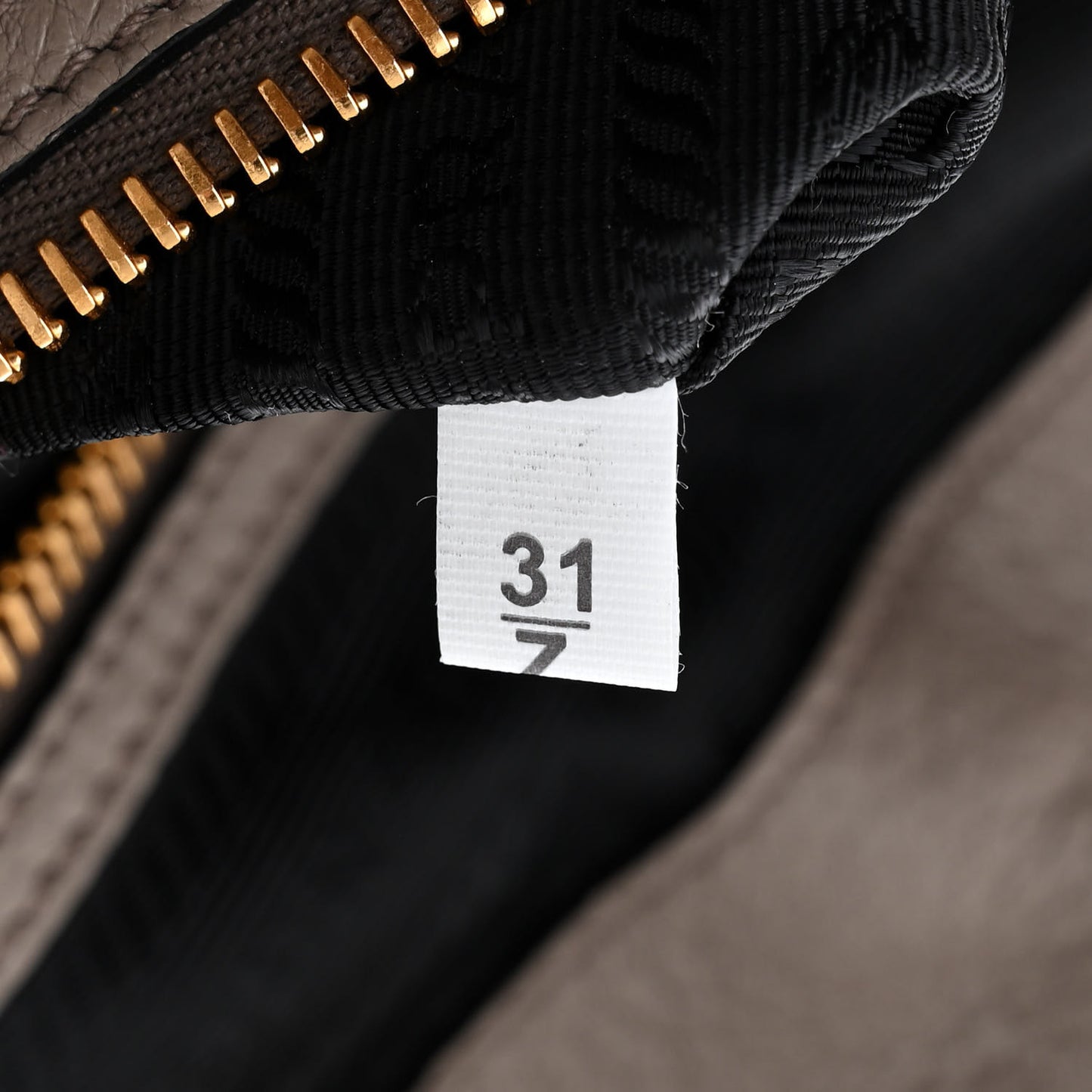 Vitello Daino Backpack Argilla