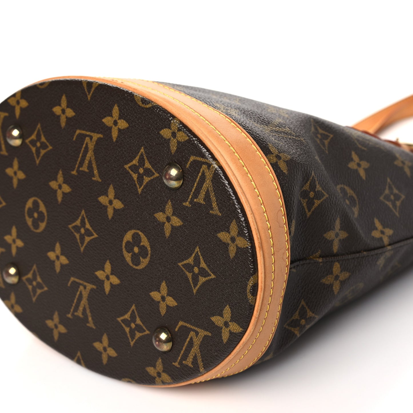 Monogram Petit Bucket 23