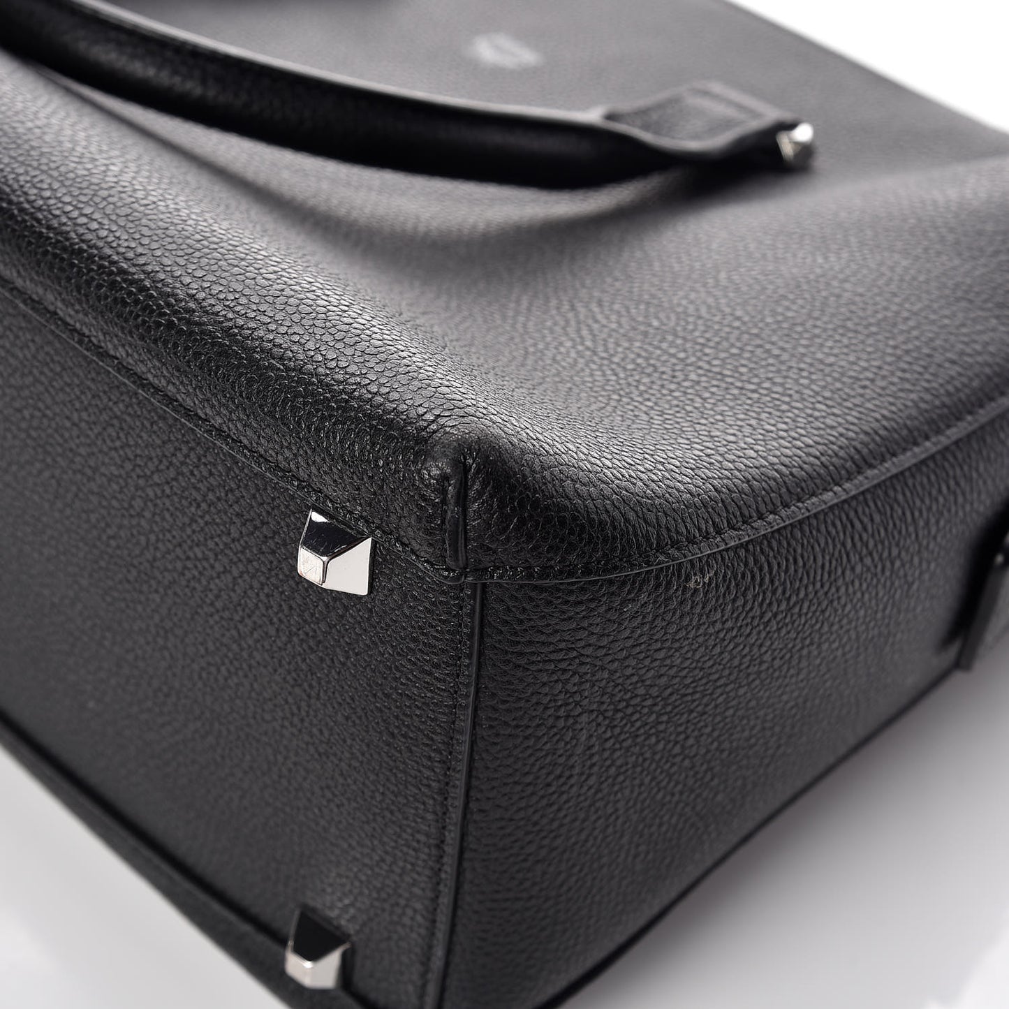Grained Calfskin Medium Ella Boston Black
