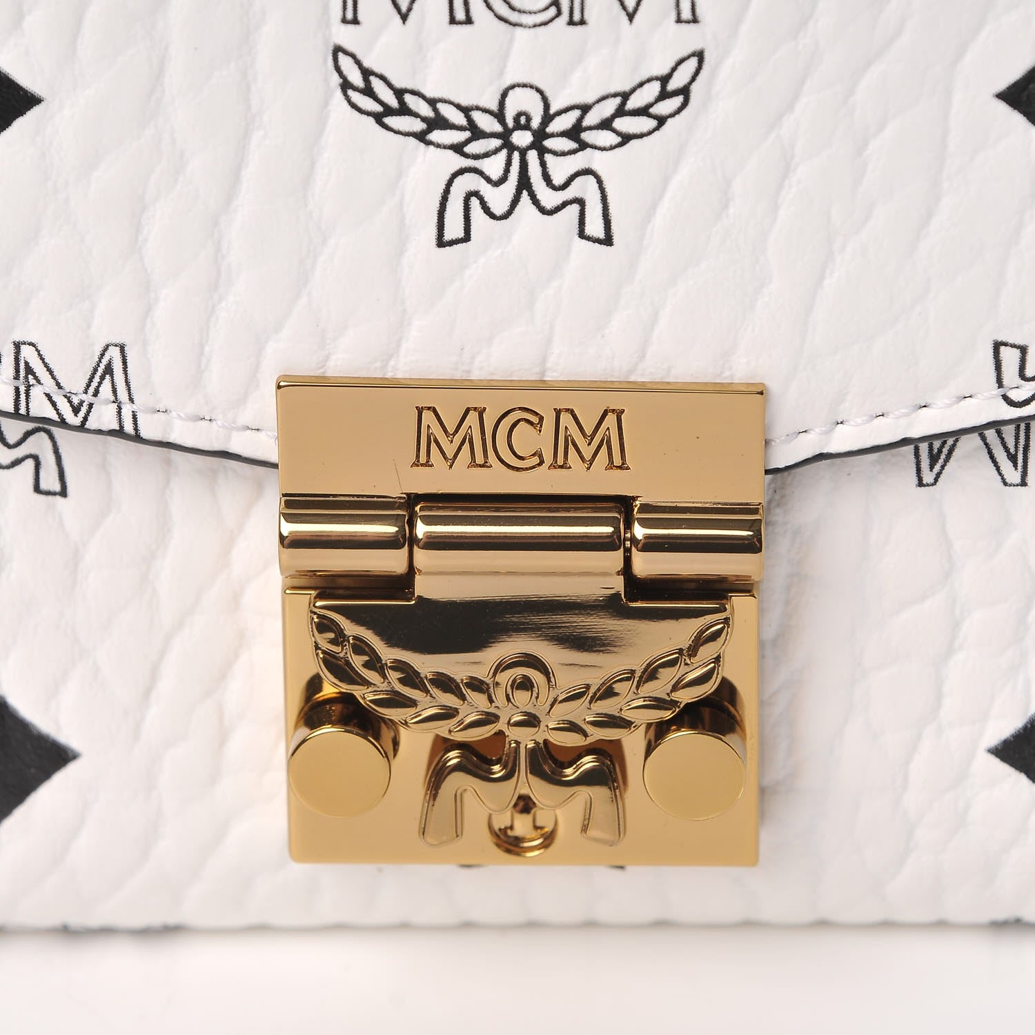 MCM Visetos Large Patricia Wallet On Chain White 8 of 10