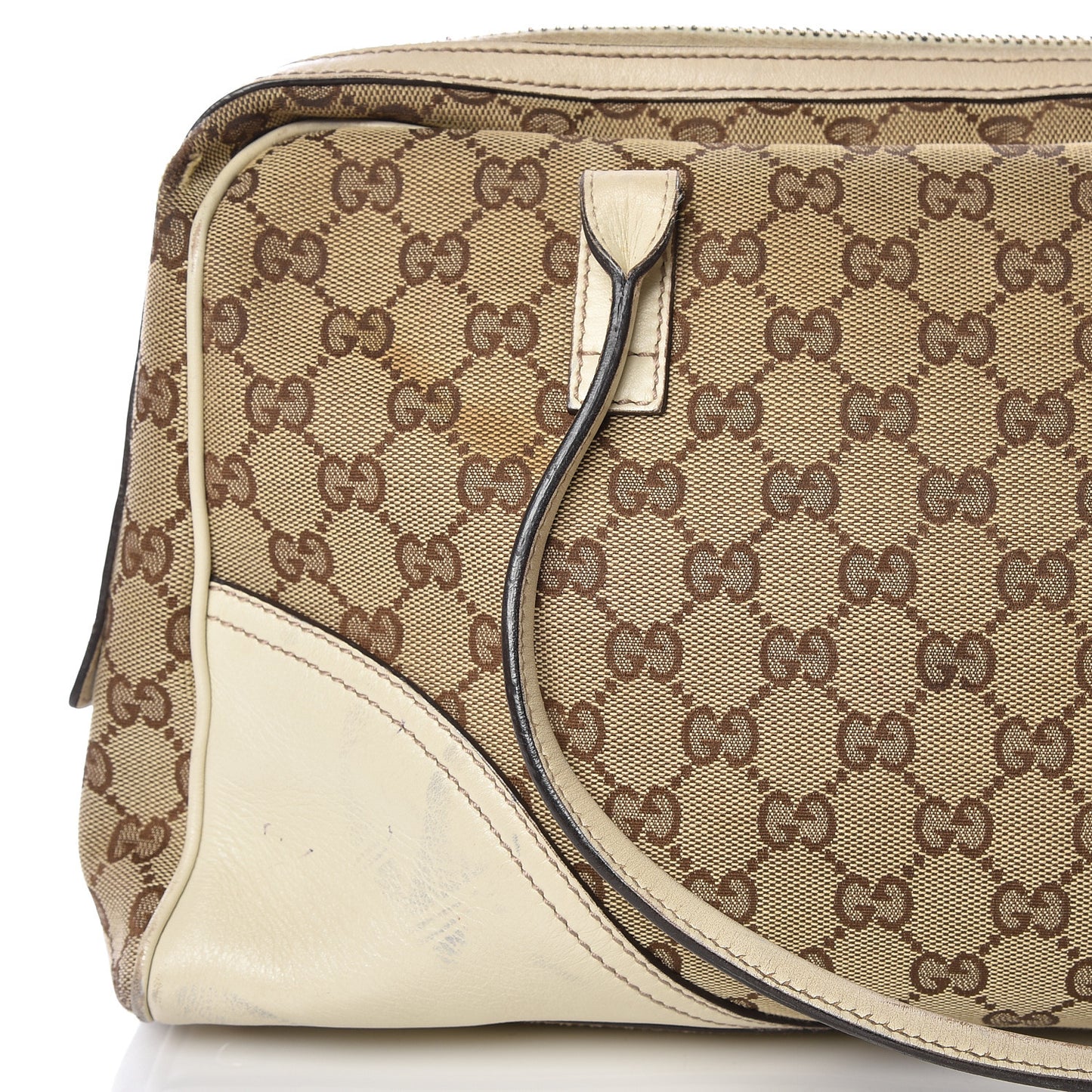 Monogram Medium New Britt Boston Off White