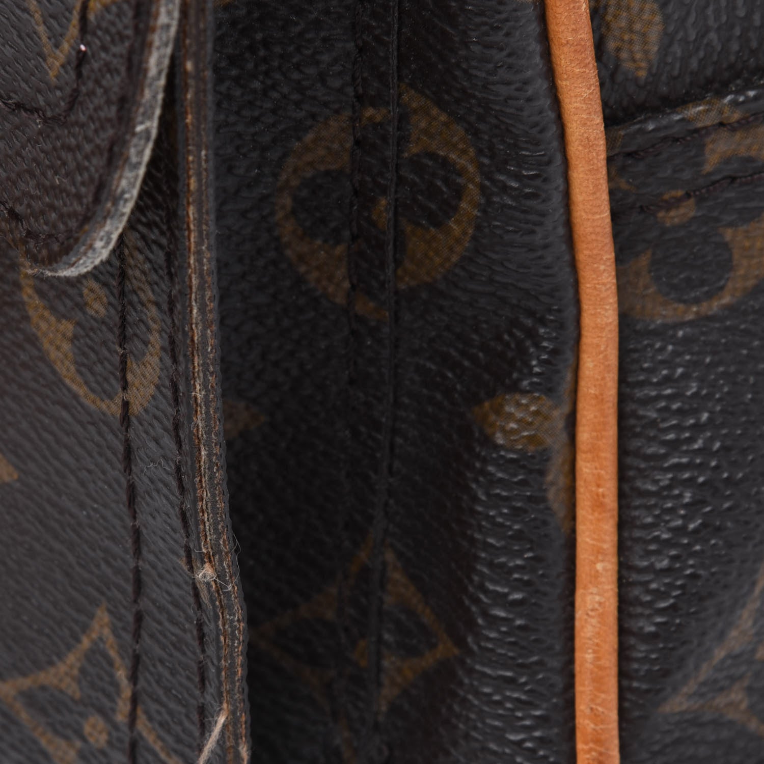 Louis Vuitton Monogram Manhattan PM 28 of 38