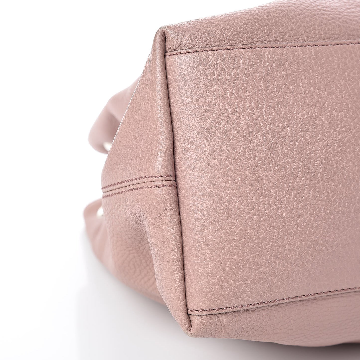 Pebbled Calfskin Medium Soho Chain Shoulder Bag Dark Cipria