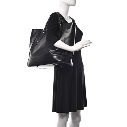 Burberry Patent Large Somerford Tote Black 2 of 12