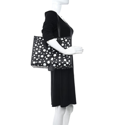 Louis Vuitton Monogram Kusama Dots Onthego MM Black White 2 of 10