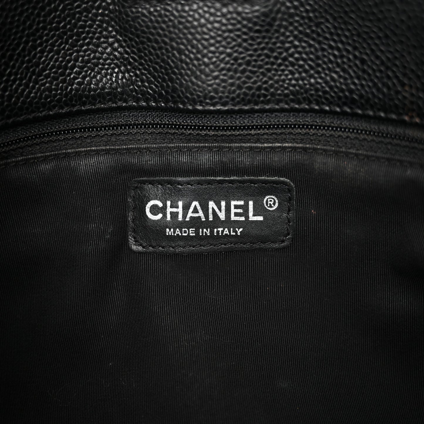 Caviar Quilted Petit Shopping Tote PST Black