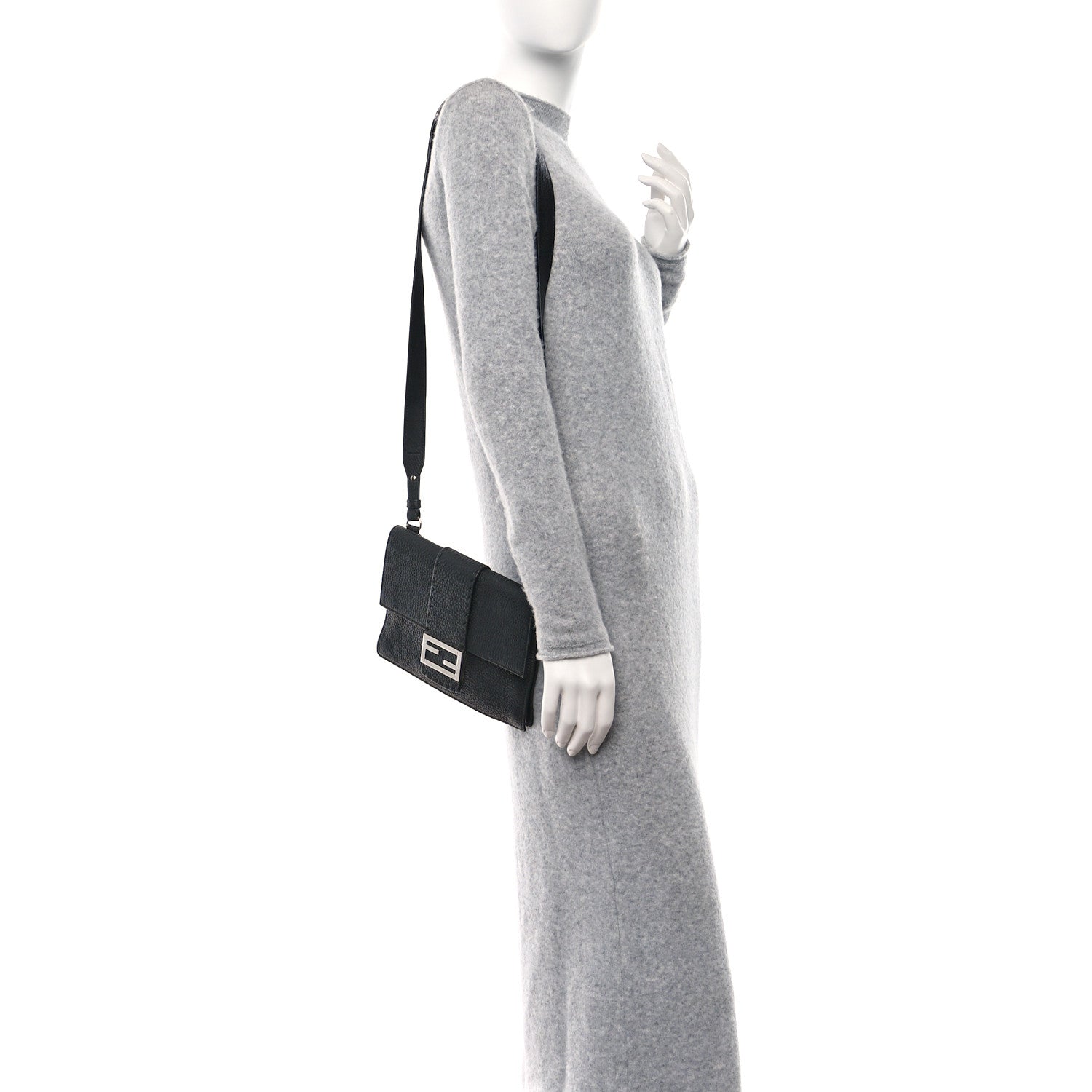 Fendi Cuoio Romano Selleria Medium Flat Baguette Black 2 of 9