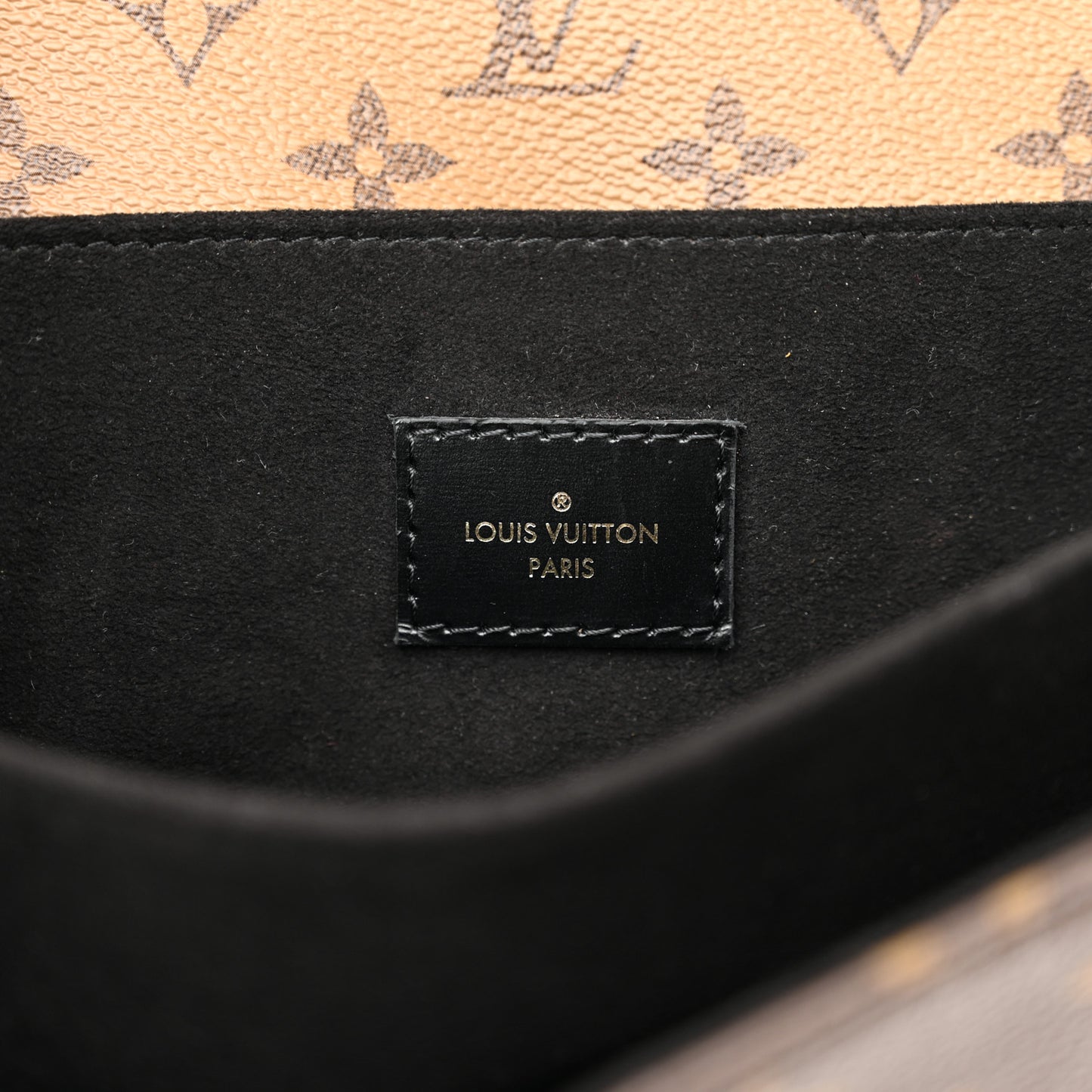 Reverse Monogram Pochette Metis