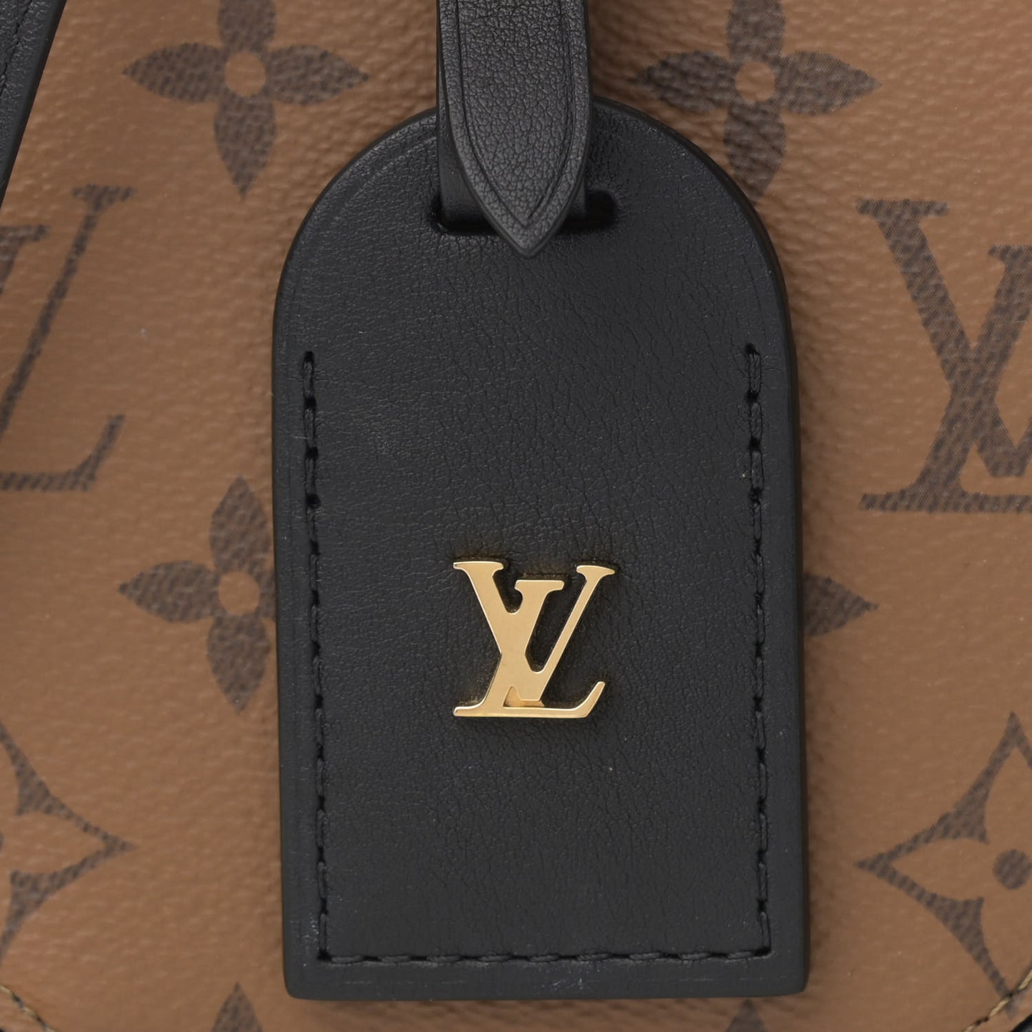 Reverse Monogram Mini Boite Chapeau