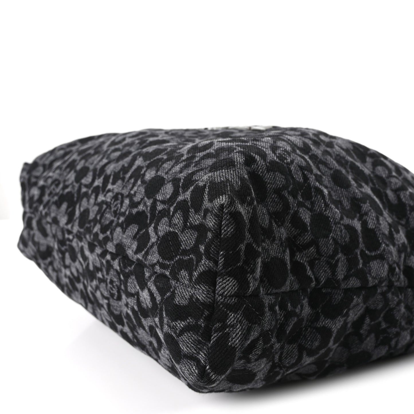 Denim Quilted Floral Print Small Chanel 22 Black