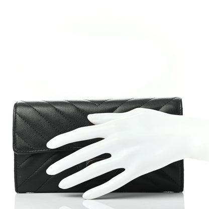 Chanel Aged Calfskin Chevron Quilted 2.55 Reissue Flap Wallet So Black 2 of 8