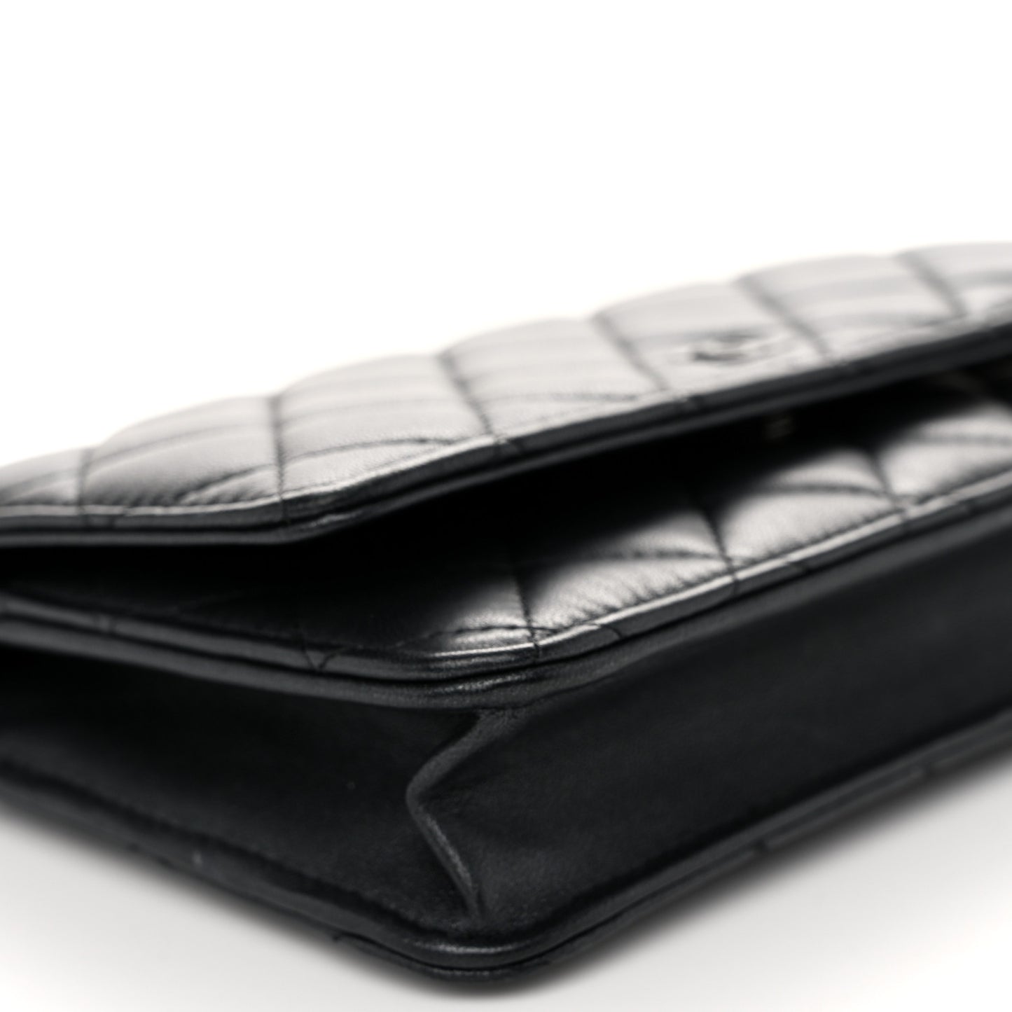 Lambskin Quilted Wallet On Chain WOC So Black