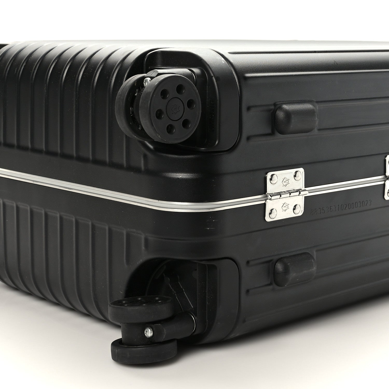 Rimowa Polycarbonate Hybrid Cabin S Matte Black 7 of 7