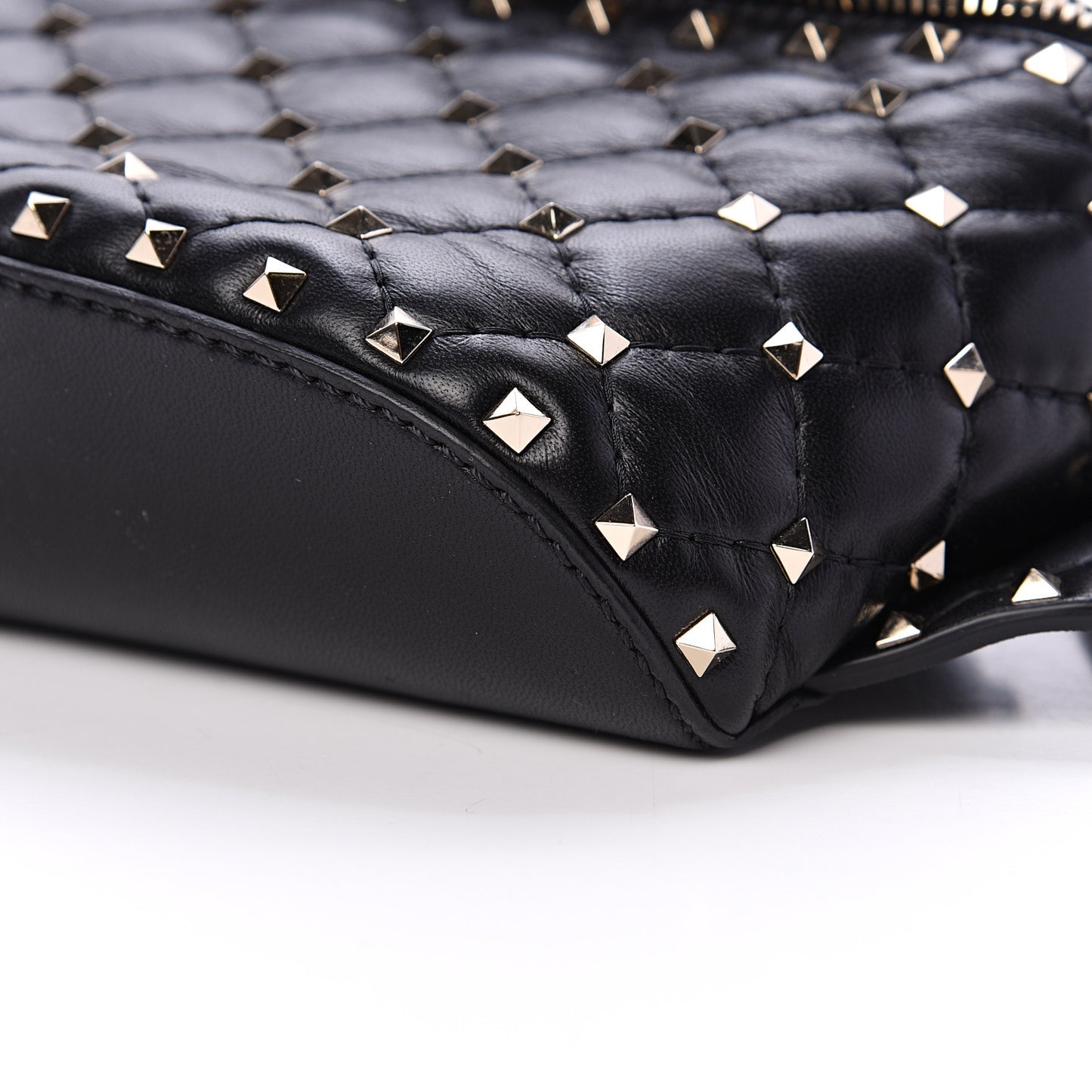 Lambskin Rockstud Spike Belt Bag 75 Black