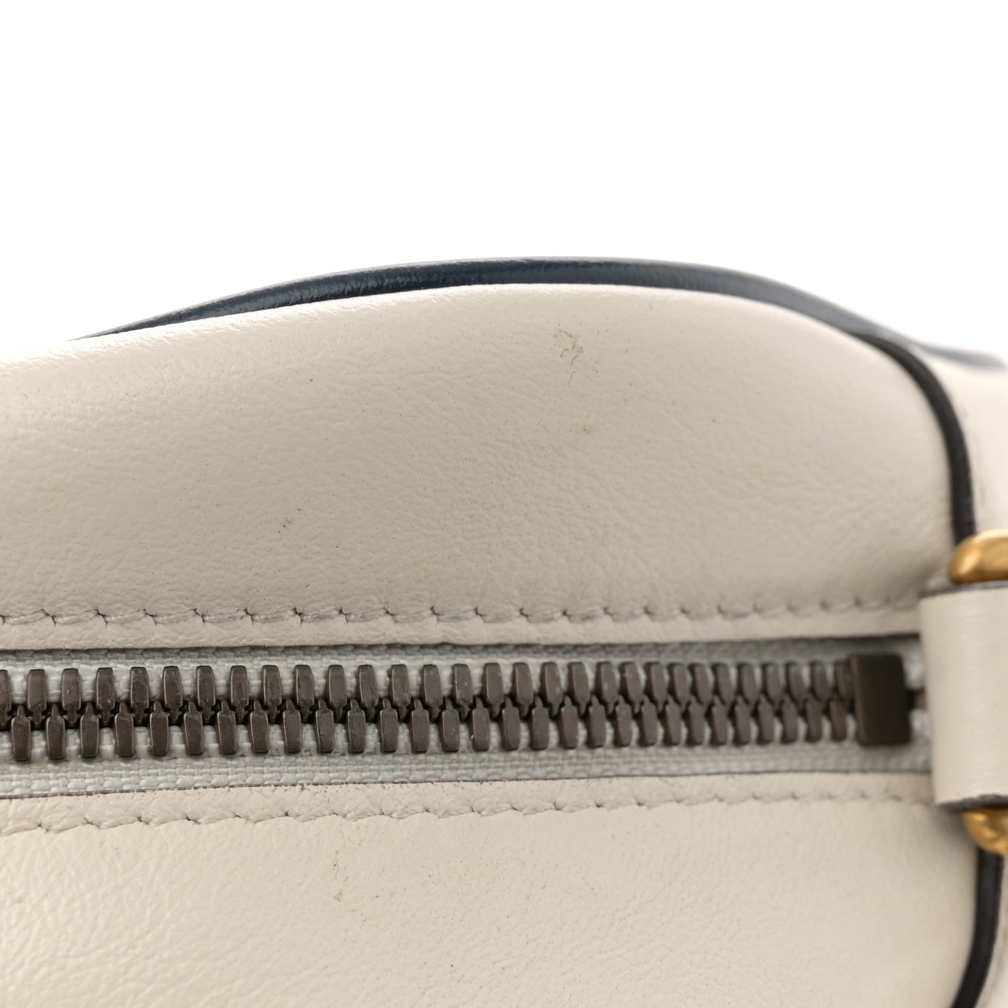 Vintage Effect Calfskin Matelasse Diagonal Small Torchon GG Marmont Chain Shoulder Bag Mystic White Blue Agata