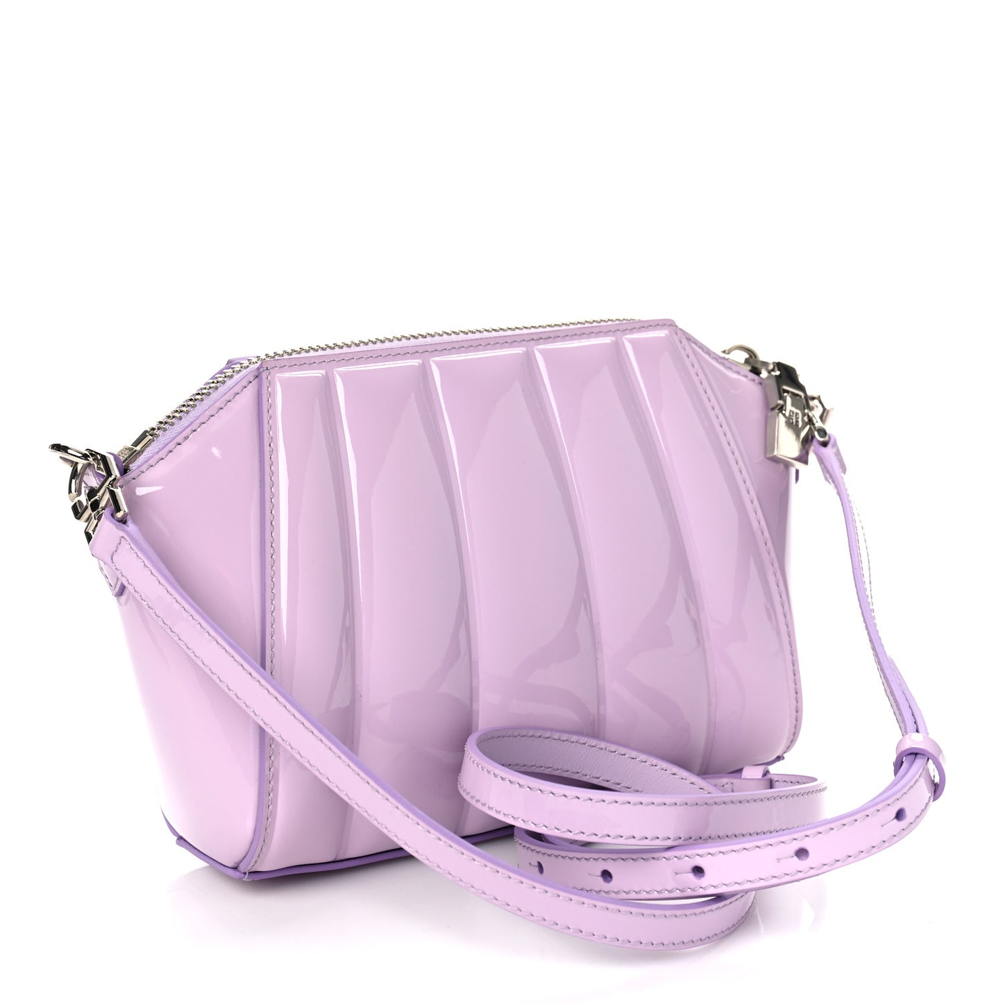 Patent XS Lock Antigona Shoulder Bag Lilac