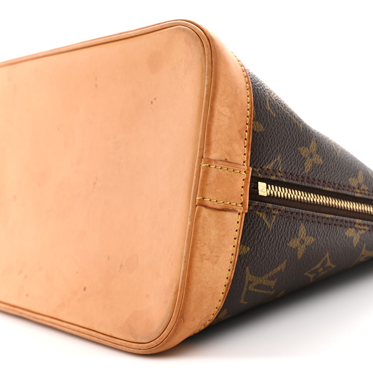 Louis Vuitton Monogram Alma PM 9 of 11