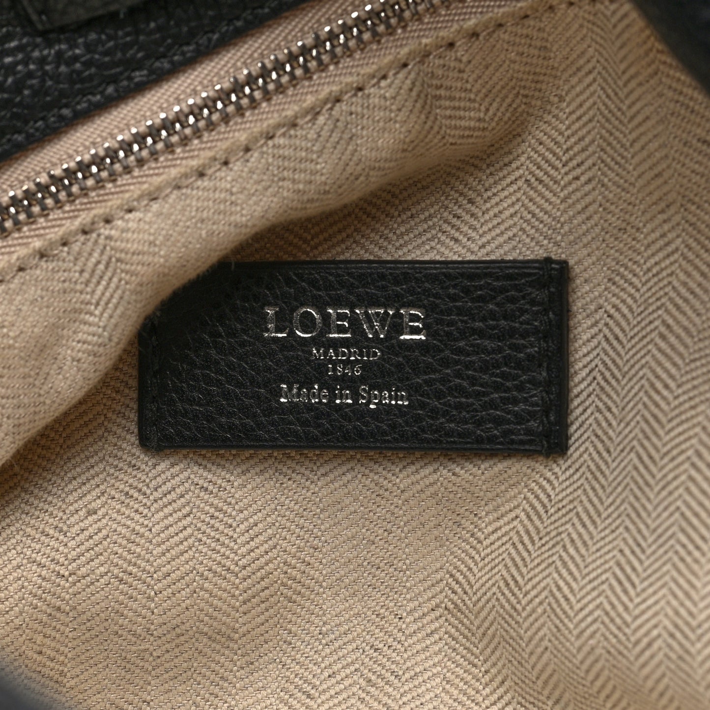 Calfskin Dunas Hobo Black