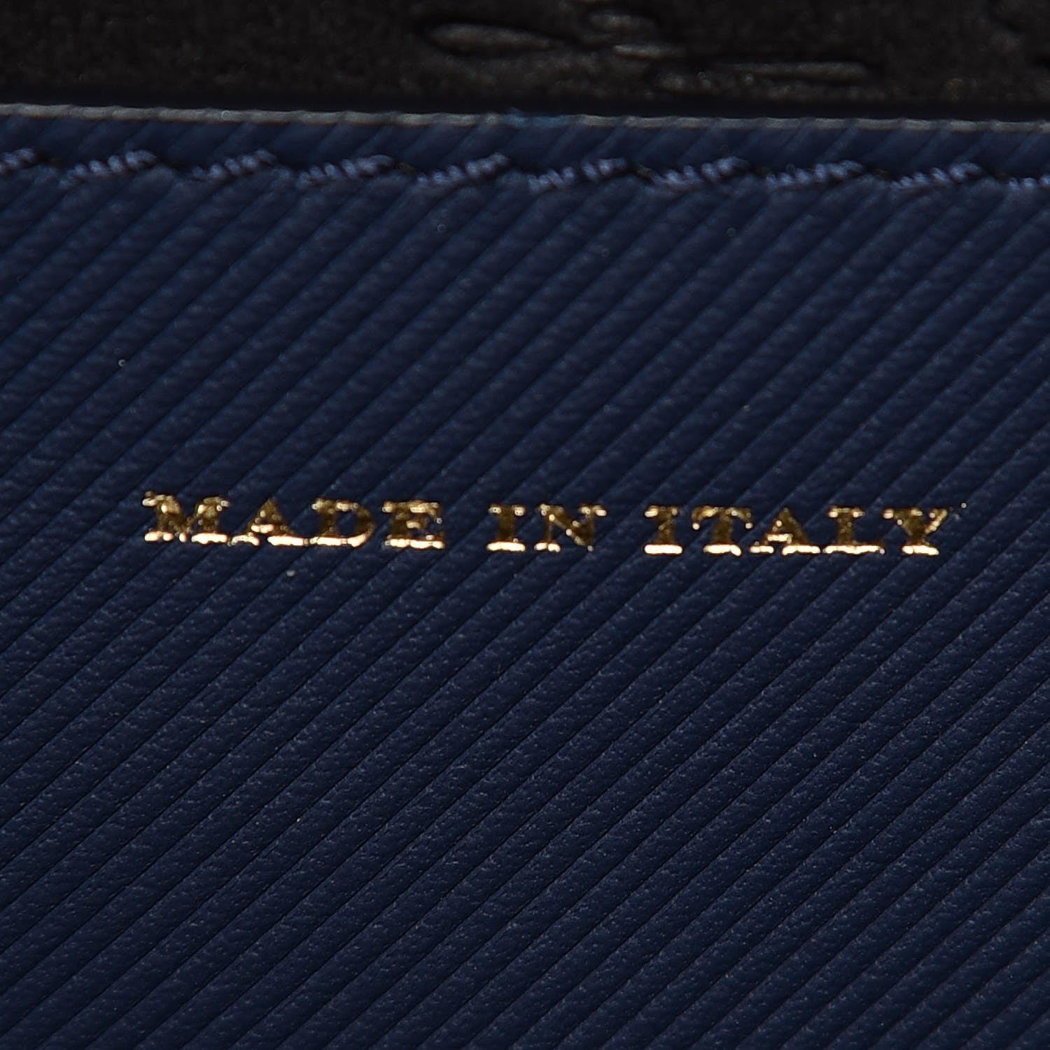 Burberry Trench Calfskin Alligator DK88 Lugggage Bag Midnight Blue 9 of 9