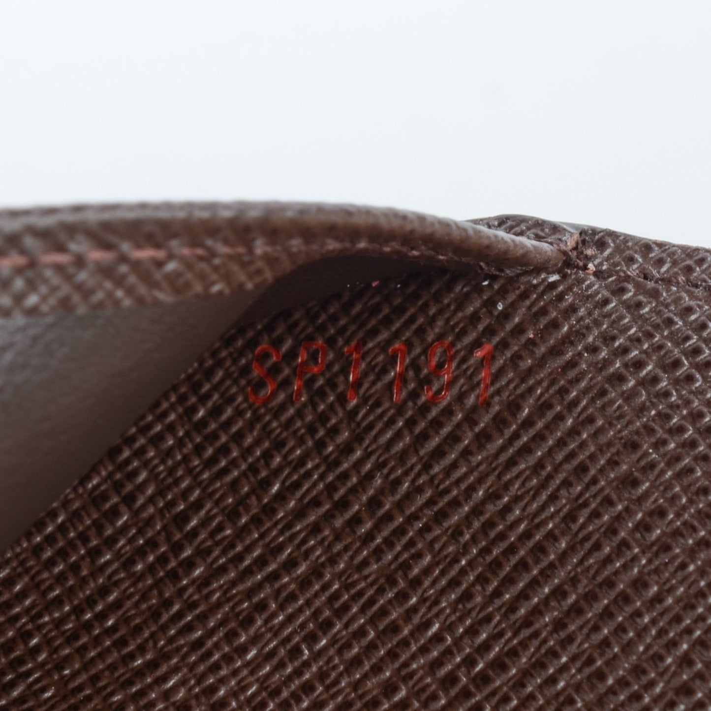 Damier Ebene Medium Ring Agenda Cover