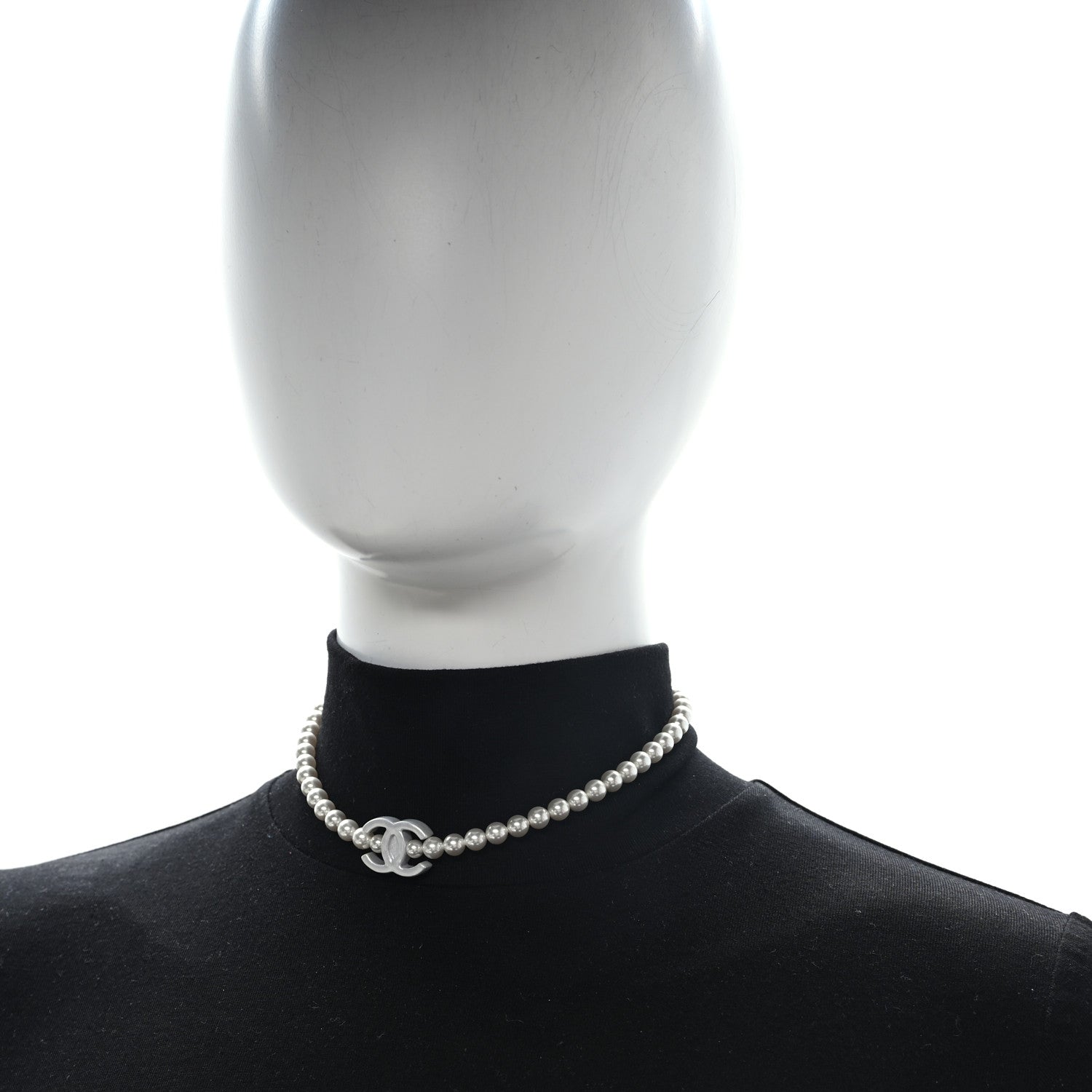 Chanel Pearl Resin CC Choker Necklace Pearly White Silver 2 of 5