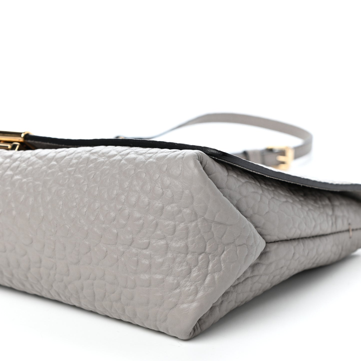 Signature Grain Medium Mildenhall Crossbody Bag Pale Grey