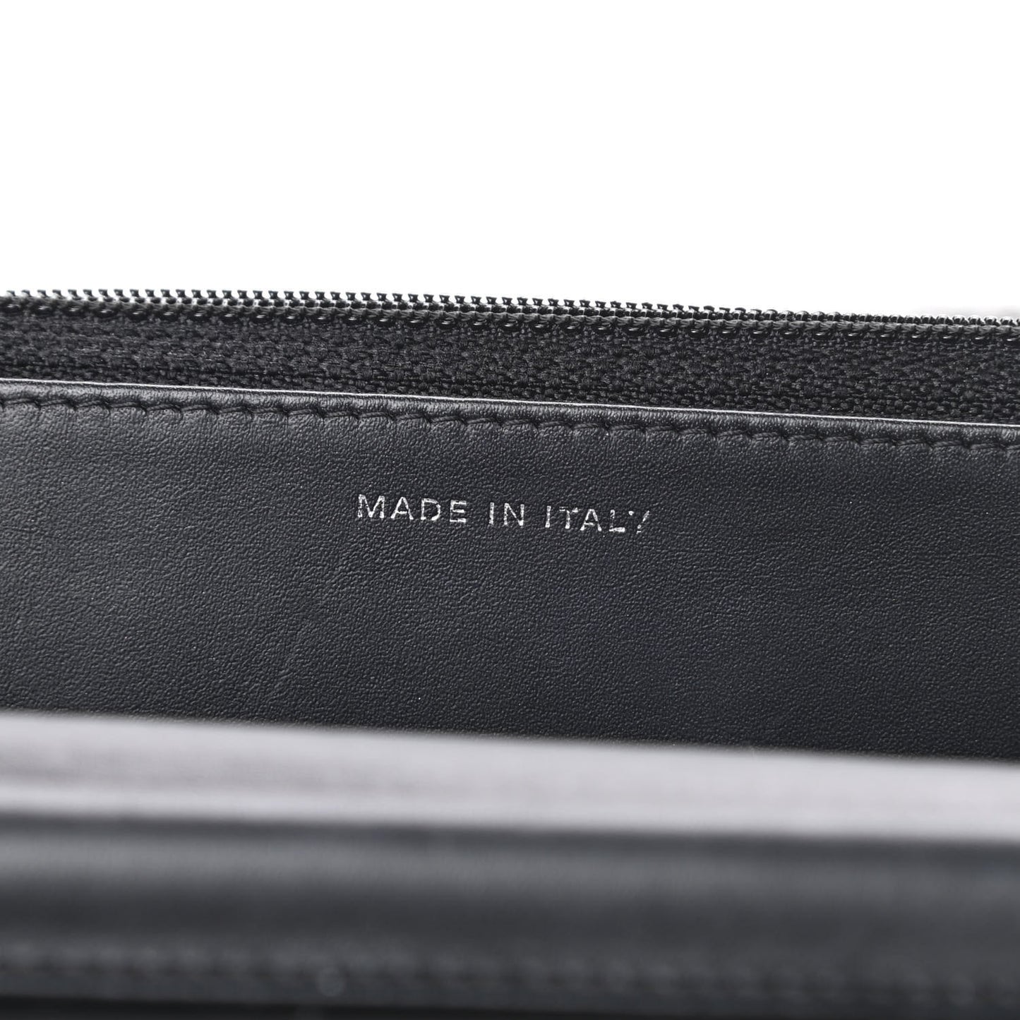 Patent Quilted Brilliant Wallet On Chain WOC Black