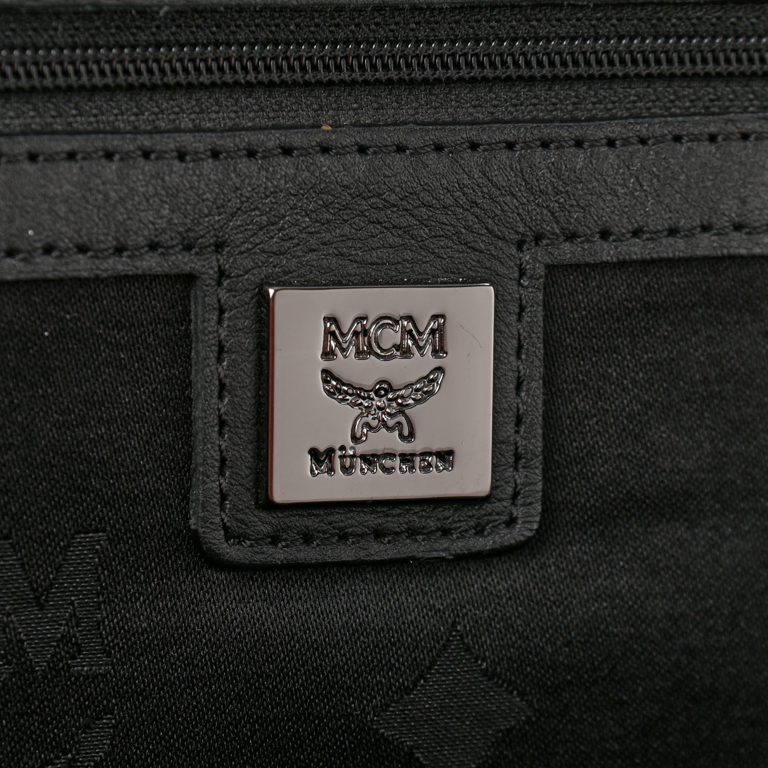 MCM Visetos Medium Sprinkle Stud Stark Backpack Black 6 of 11