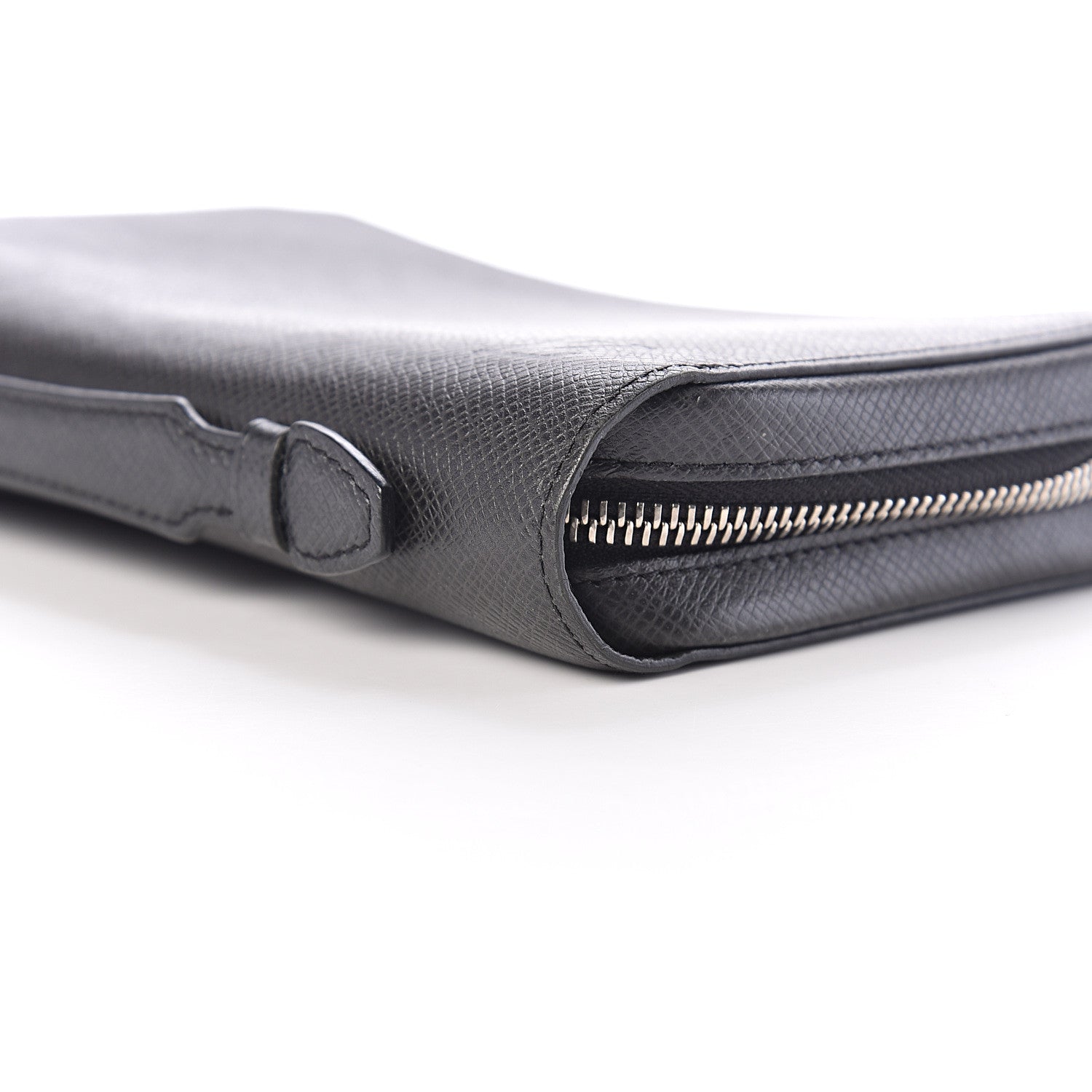 Louis Vuitton Taiga Zippy XL Wallet Black 8 of 8
