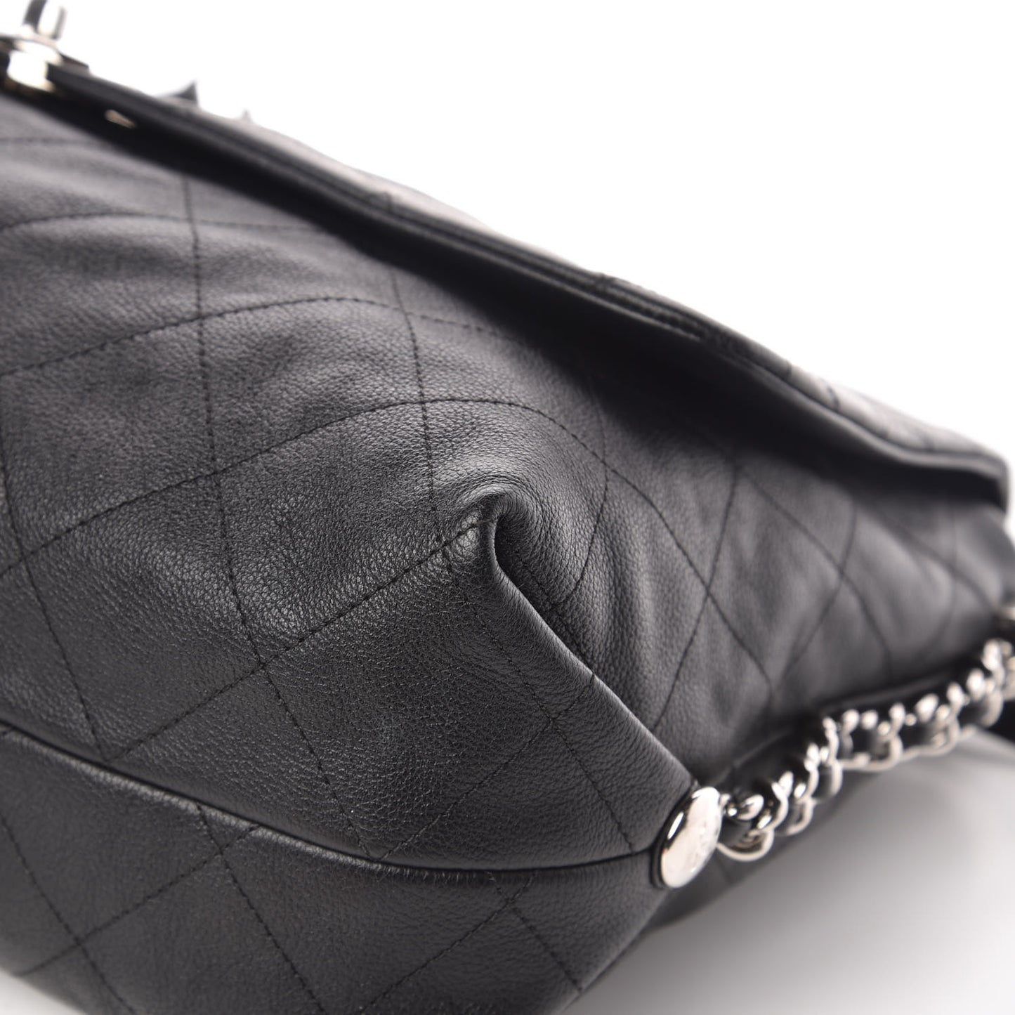 Grained Calfskin Stitched Large Braided With Style Flap Black