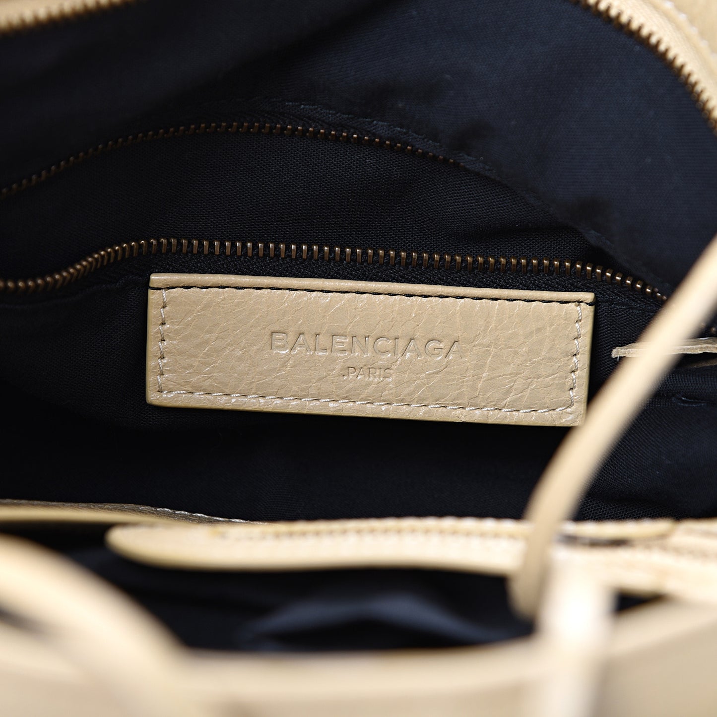 Agneau Classic Hardware Velo Beige Oryx