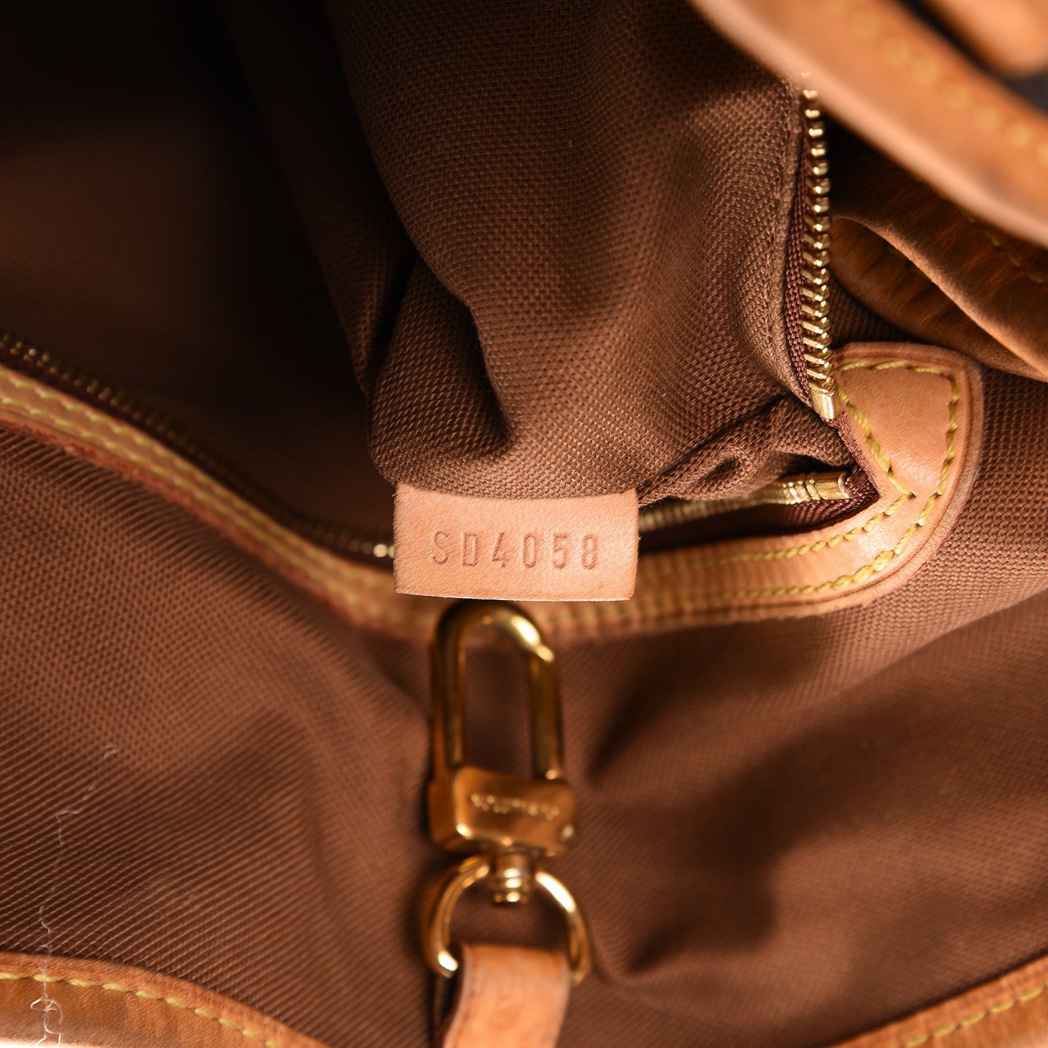 Louis Vuitton Monogram Batignolles Horizontal 7 of 17