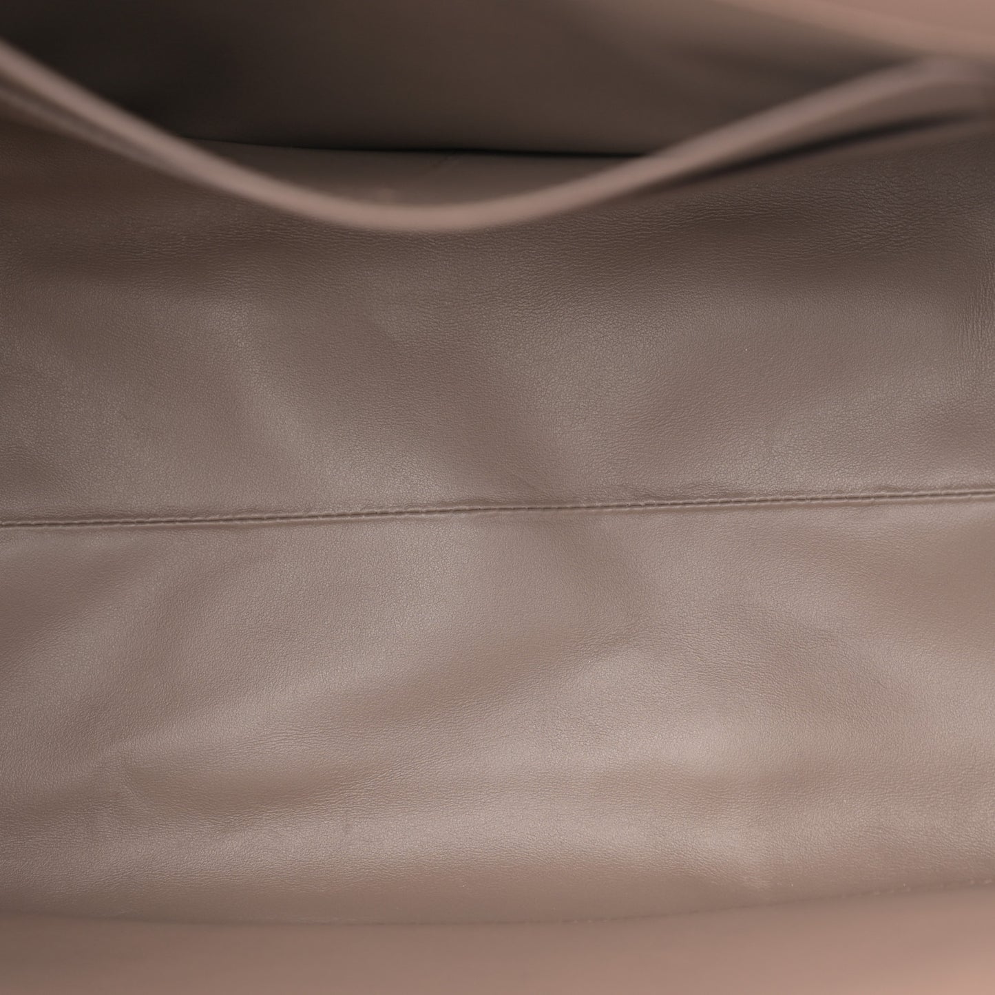 Smooth Calfskin Large The Studio Bag Caraway Seed