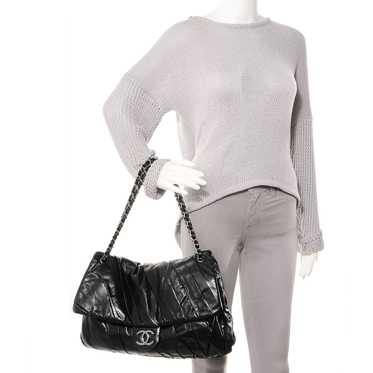 Chanel Glazed Calfskin Twisted Maxi Flap Black 2 of 8