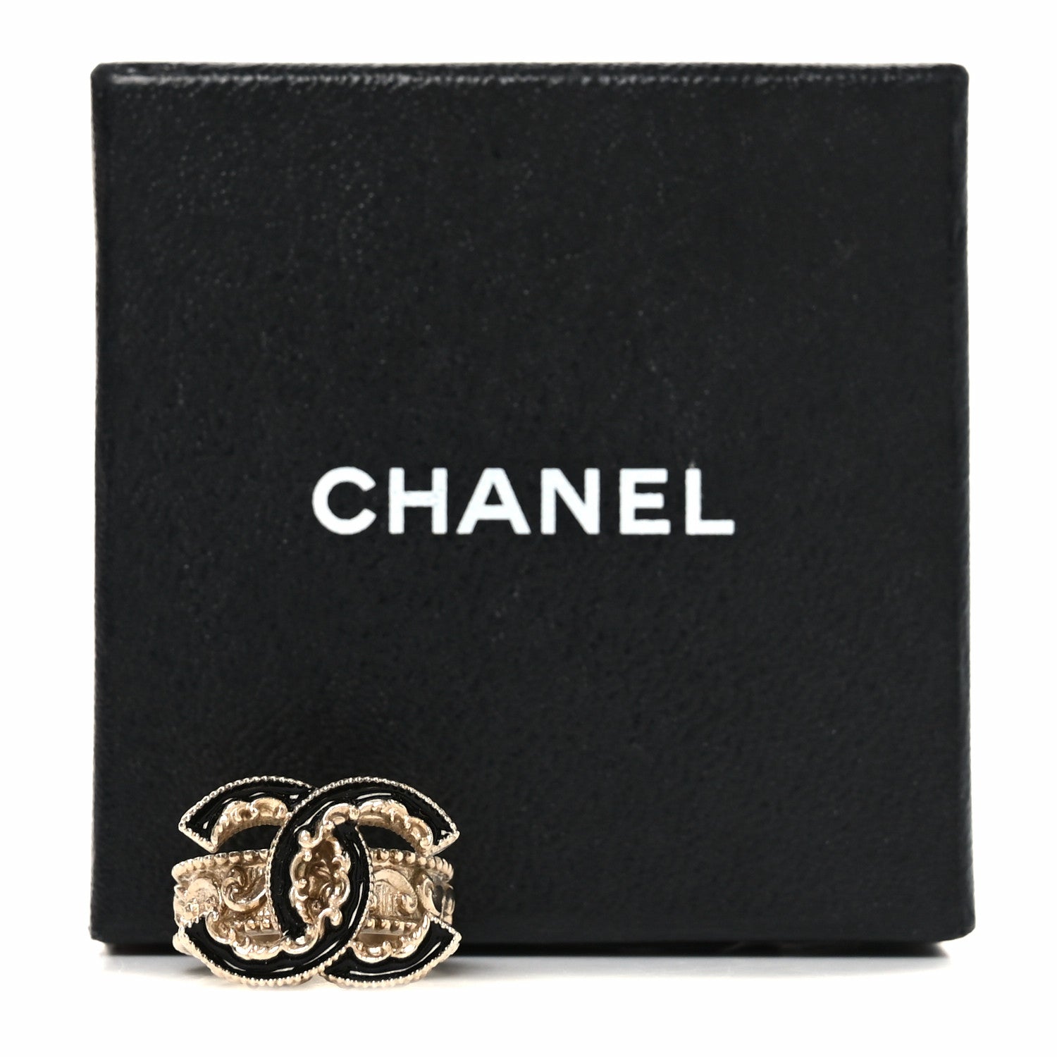 Chanel Enamel CC Baroque Ring 52 6 Black Gold 1815697 – FASHIONPHILE