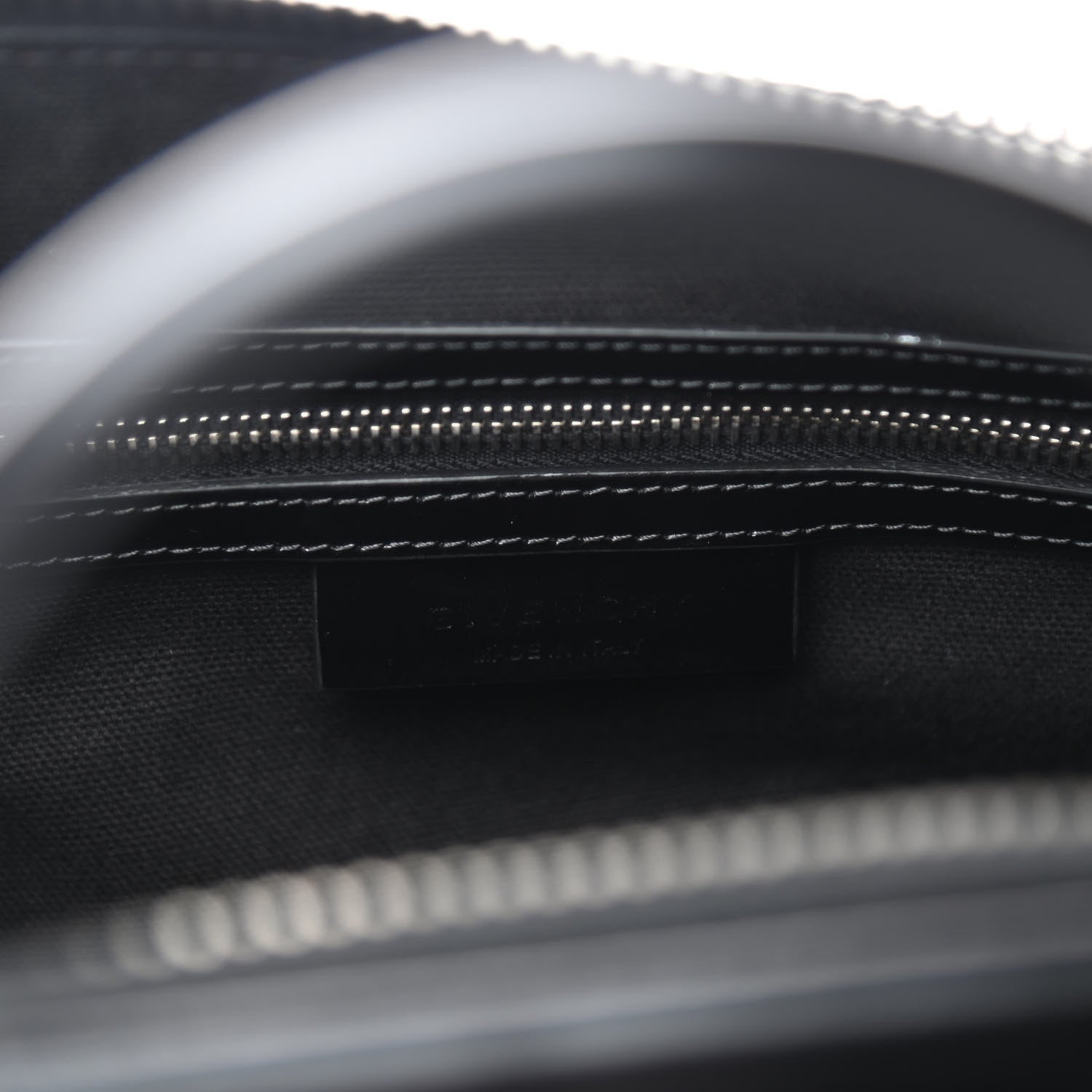 Givenchy Shiny Lord Calfskin Medium Antigona Black 6 of 10