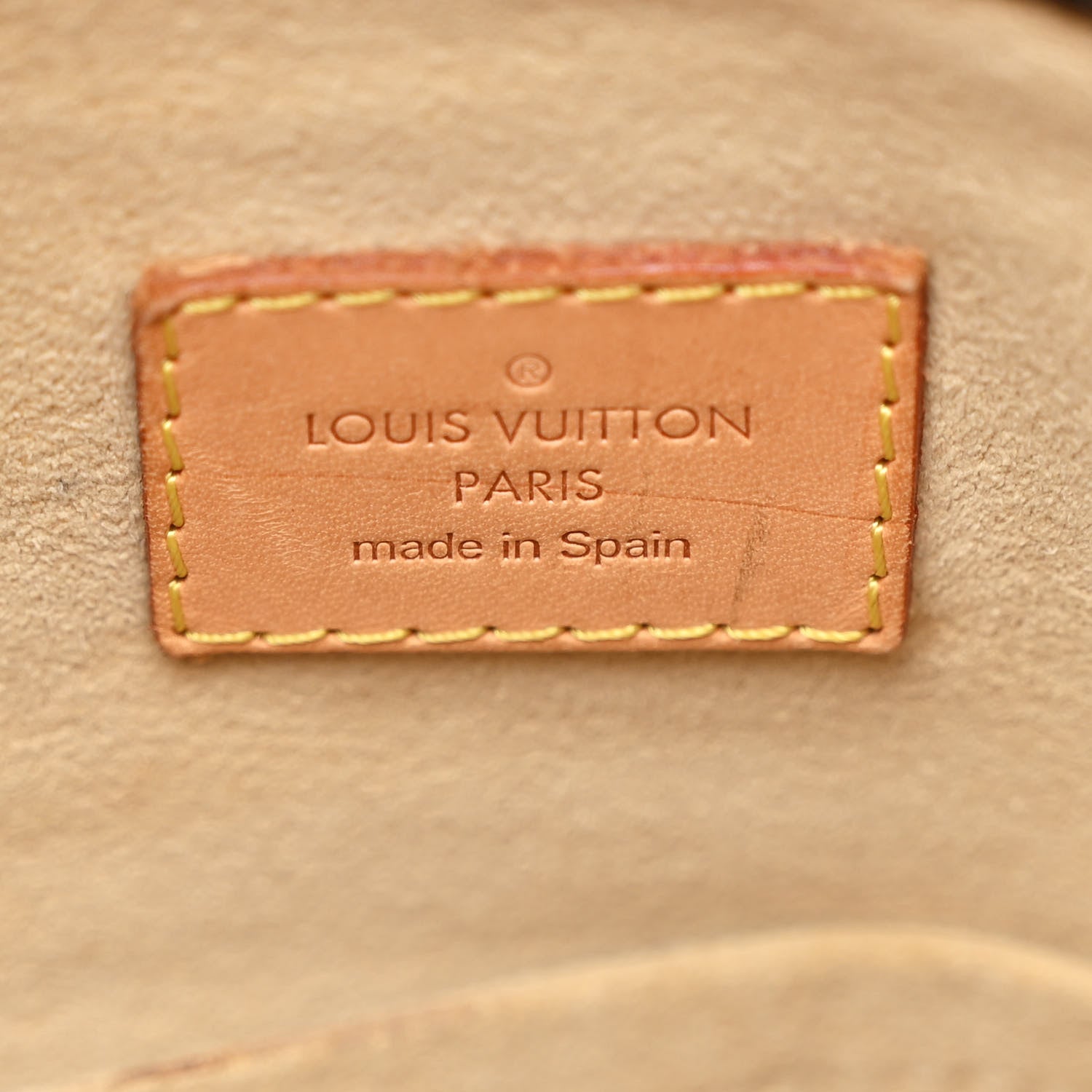 Louis Vuitton Monogram Artsy MM 6 of 9