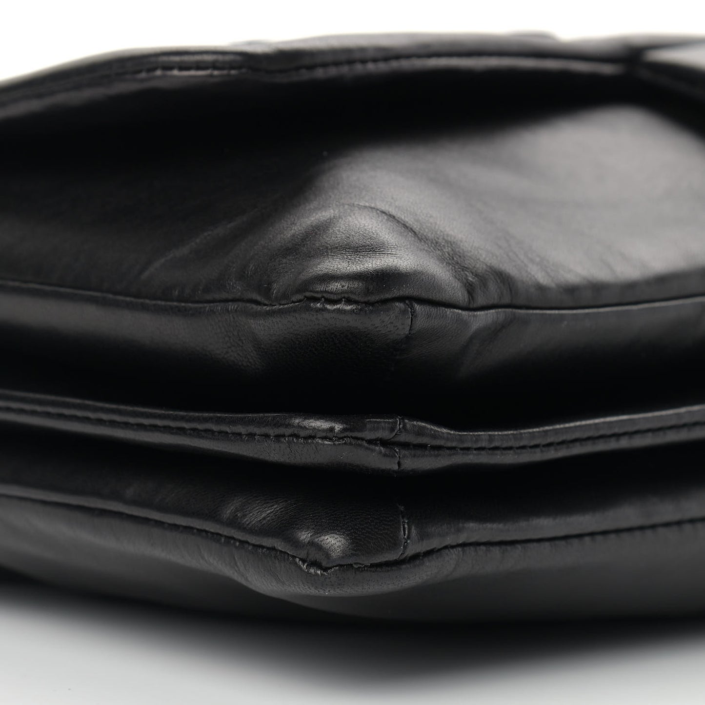 Lambskin Tweed Maxi Camellia Petals Flap Black