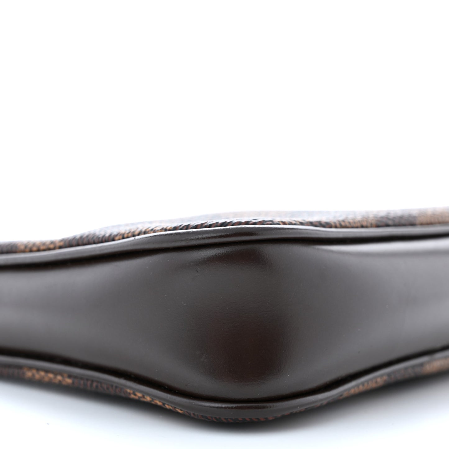 Damier Ebene Navona Pochette Accessories