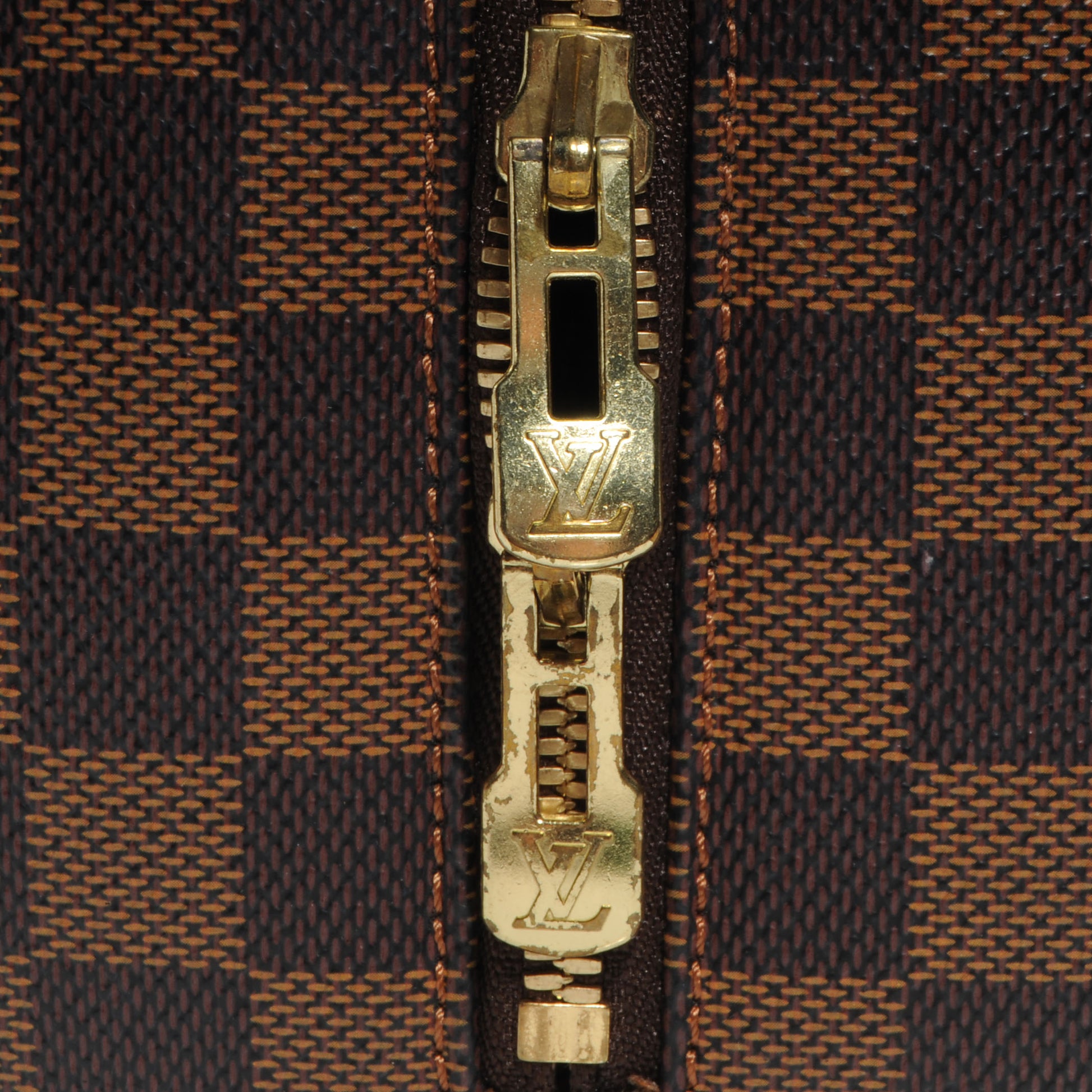Louis Vuitton Damier Ebene Nolita 8 of 8