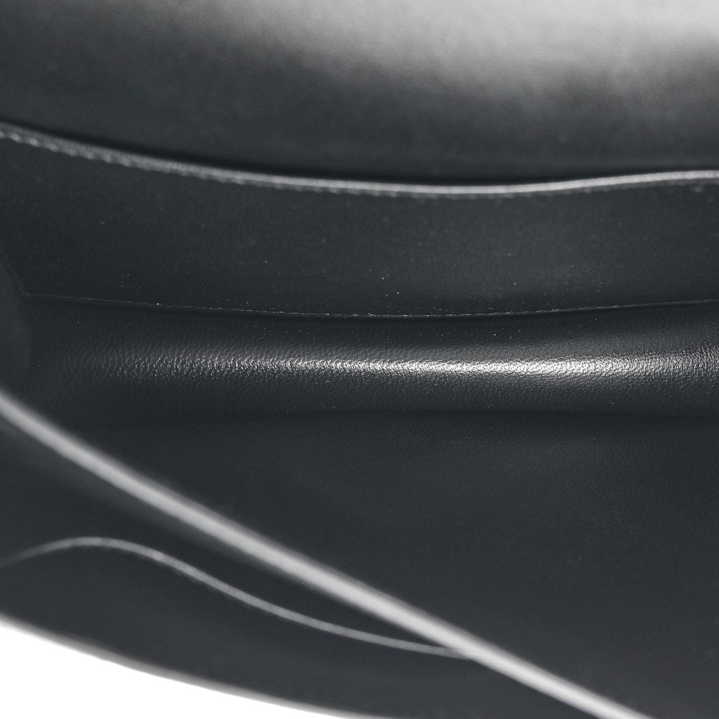 Epsom Constance 18 Black