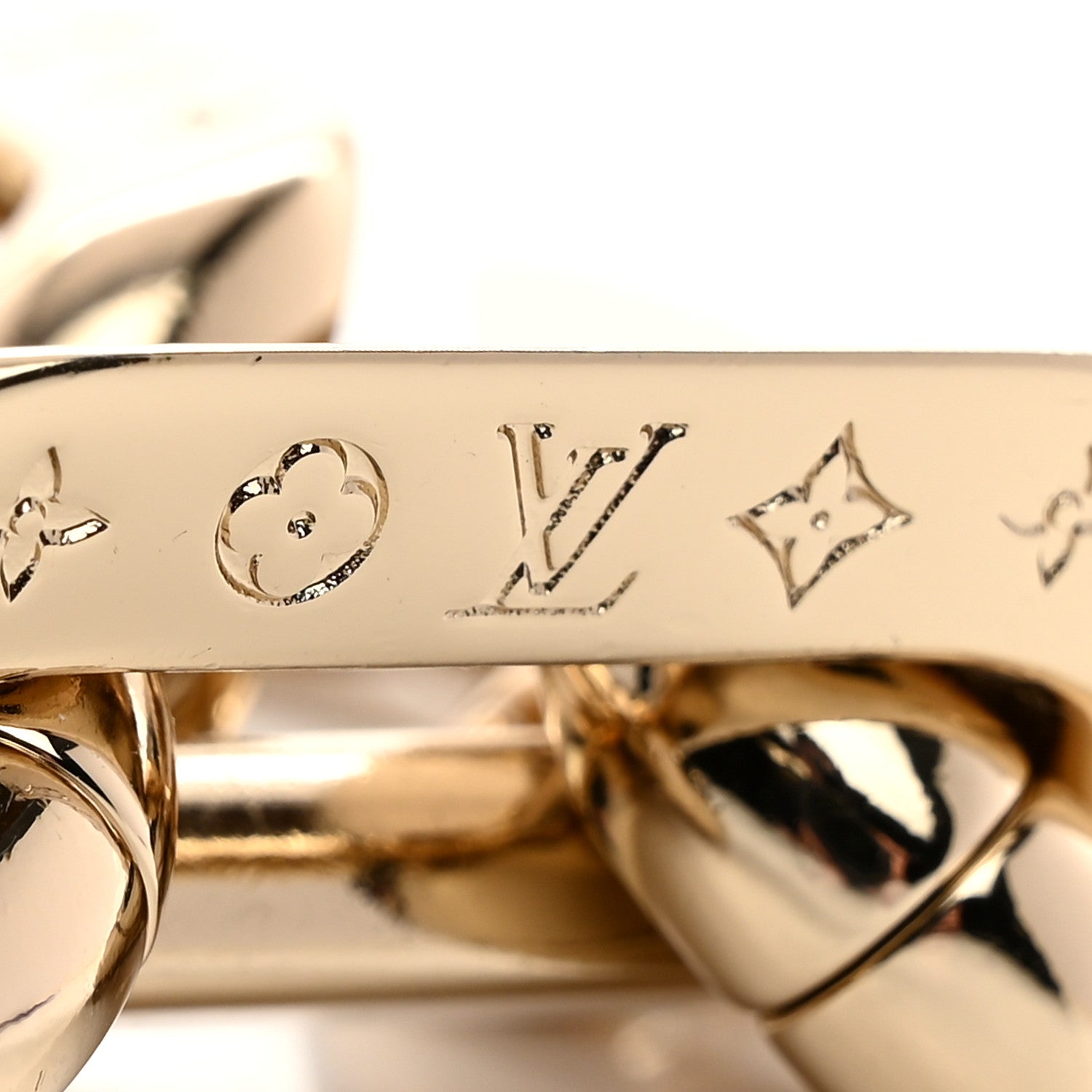 Louis Vuitton Metal Coussin MM Chain Strap Gold 3 of 4